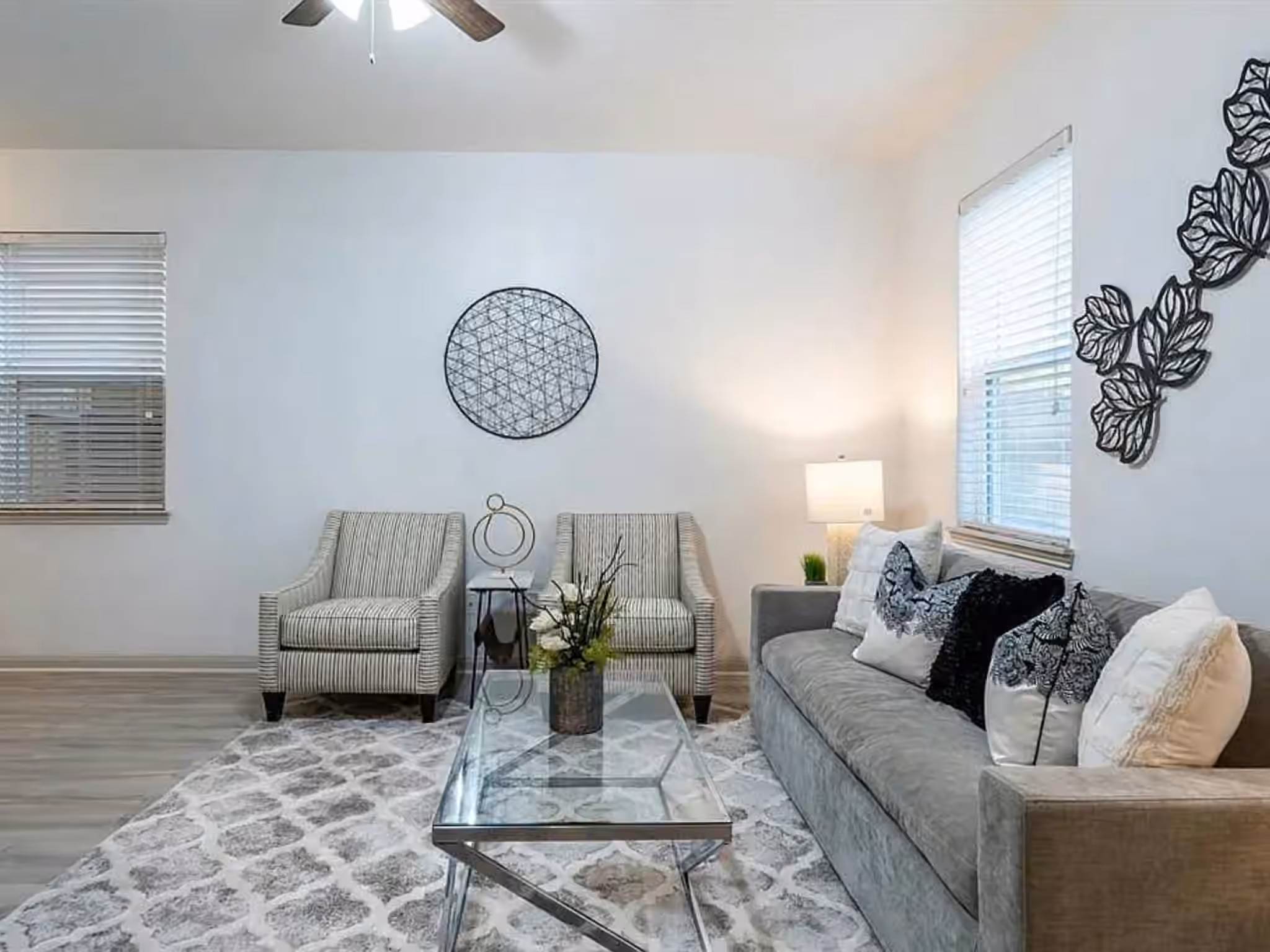 Photo 5 of 11108 Panther Court, Houston, TX