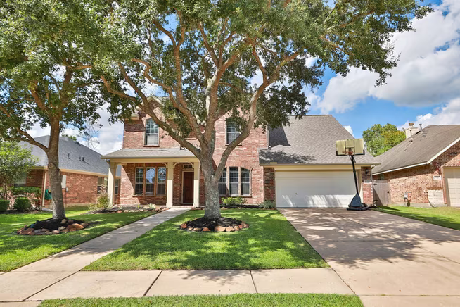 Photo 3 of 1123 Morning Creek Lane, League City, TX