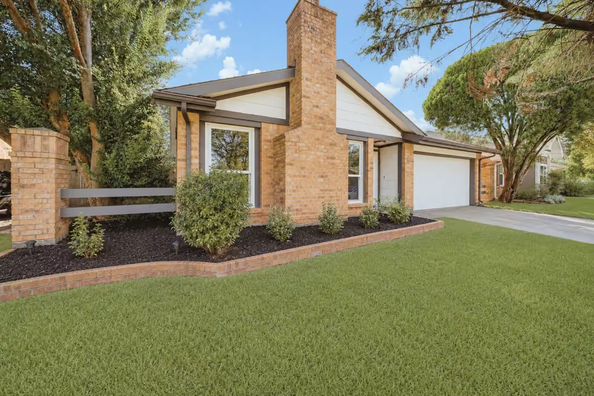 Photo 3 of 1910 Brushy Creek Drive, Sugar Land, TX
