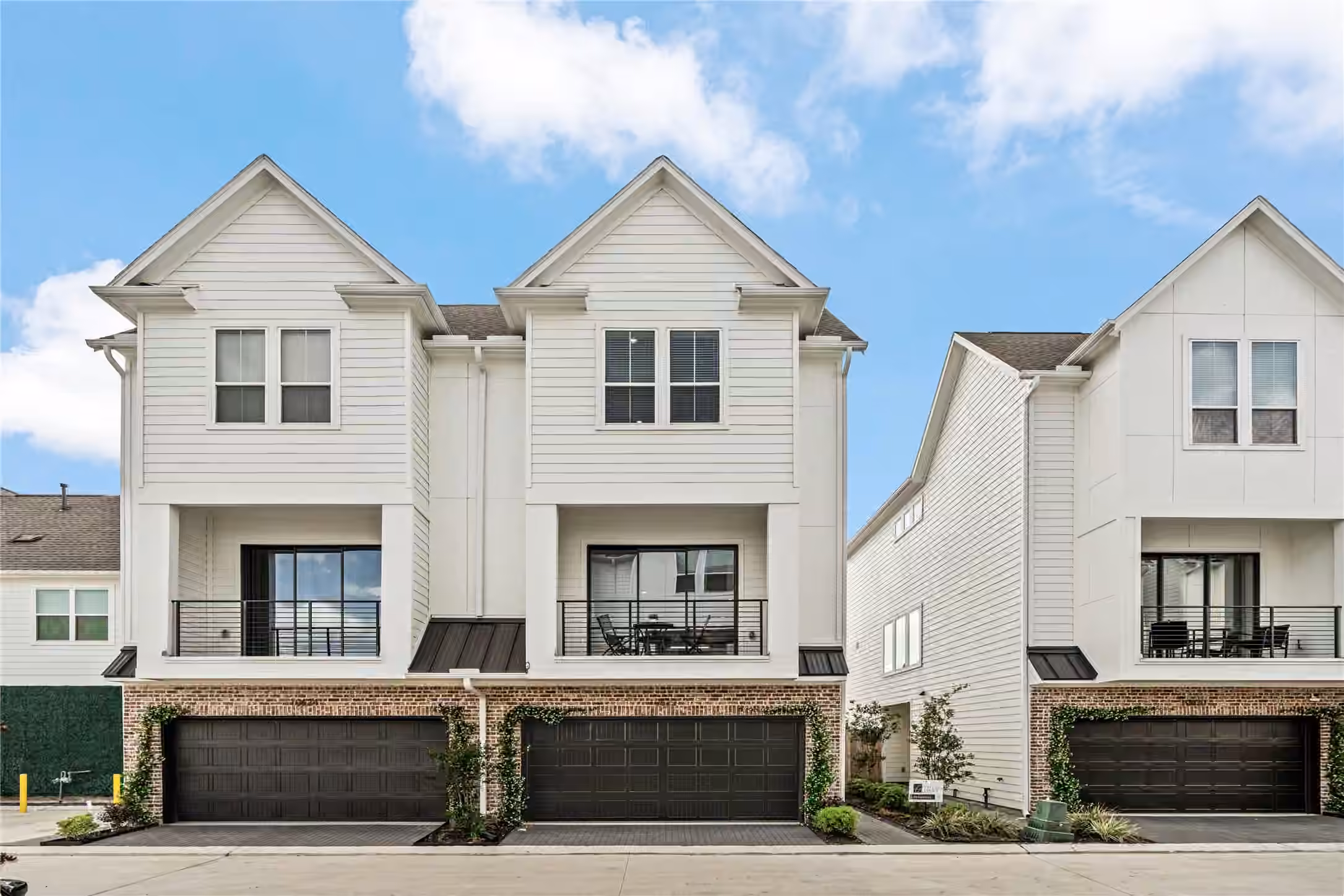 Photo of 10617 Cascade Ledge Lane, Houston, TX