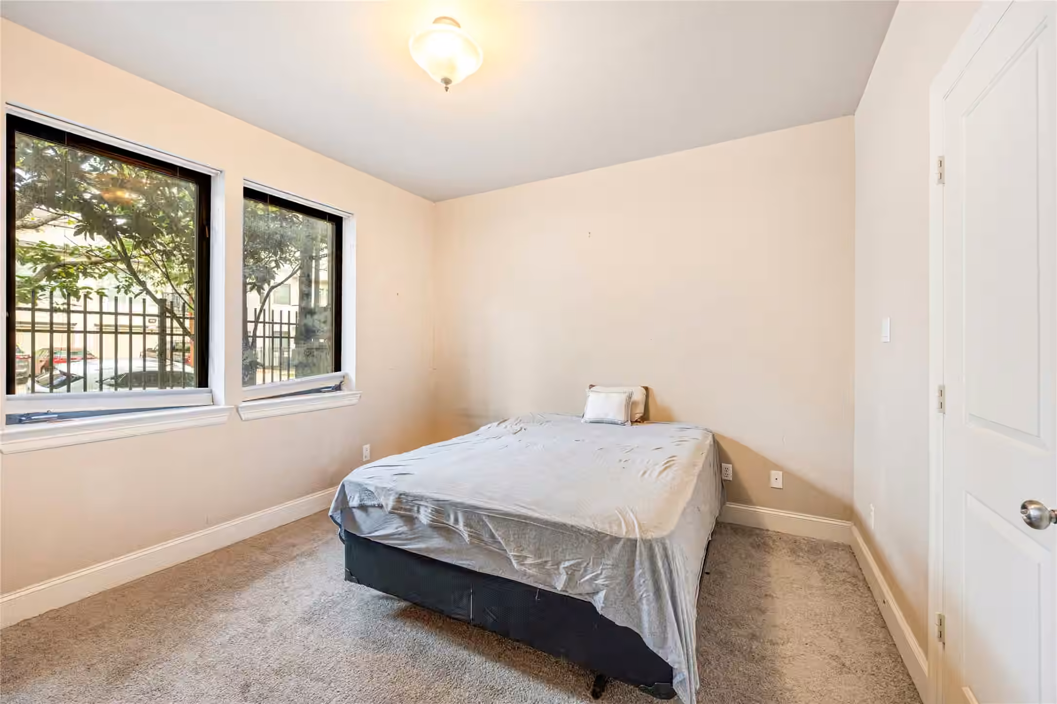 Photo 4 of 1909 Summer Street, Houston, TX