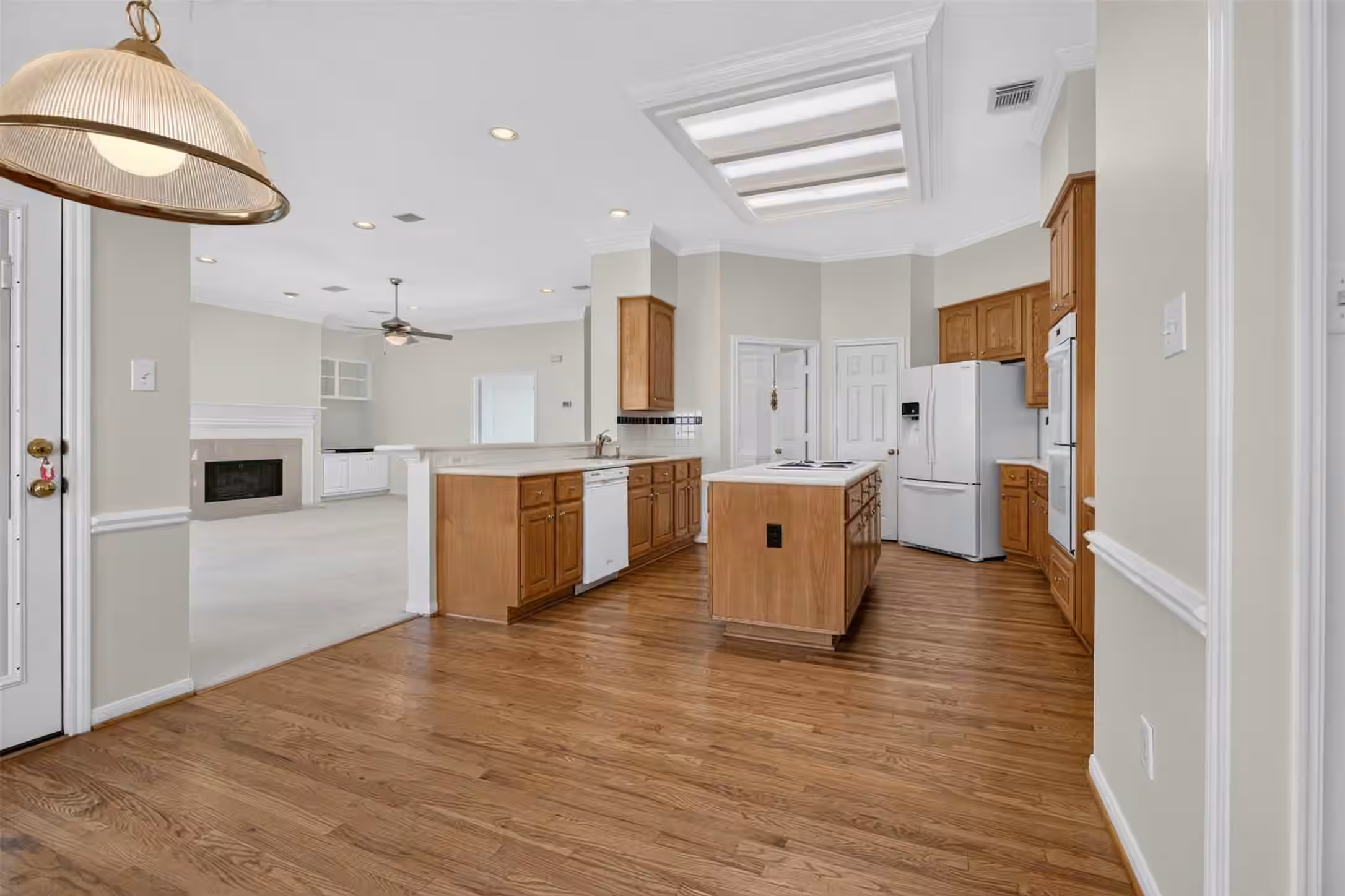 Photo 4 of 13911 Carriage Walk Lane, Houston, TX