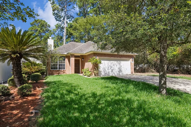 Photo of 2847 Whitman Drive, Montgomery, TX