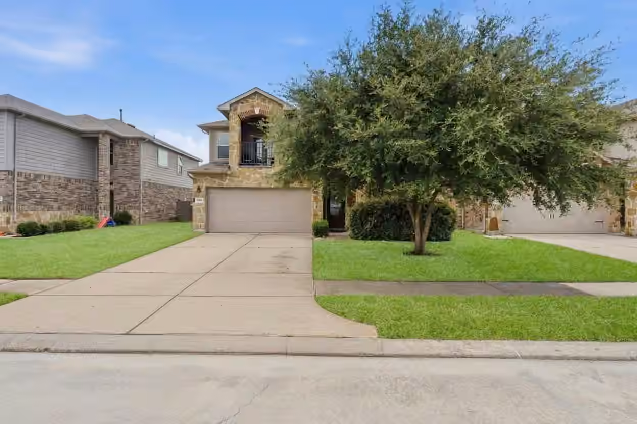Photo 3 of 3710 Arbor Trails Drive, Humble, TX