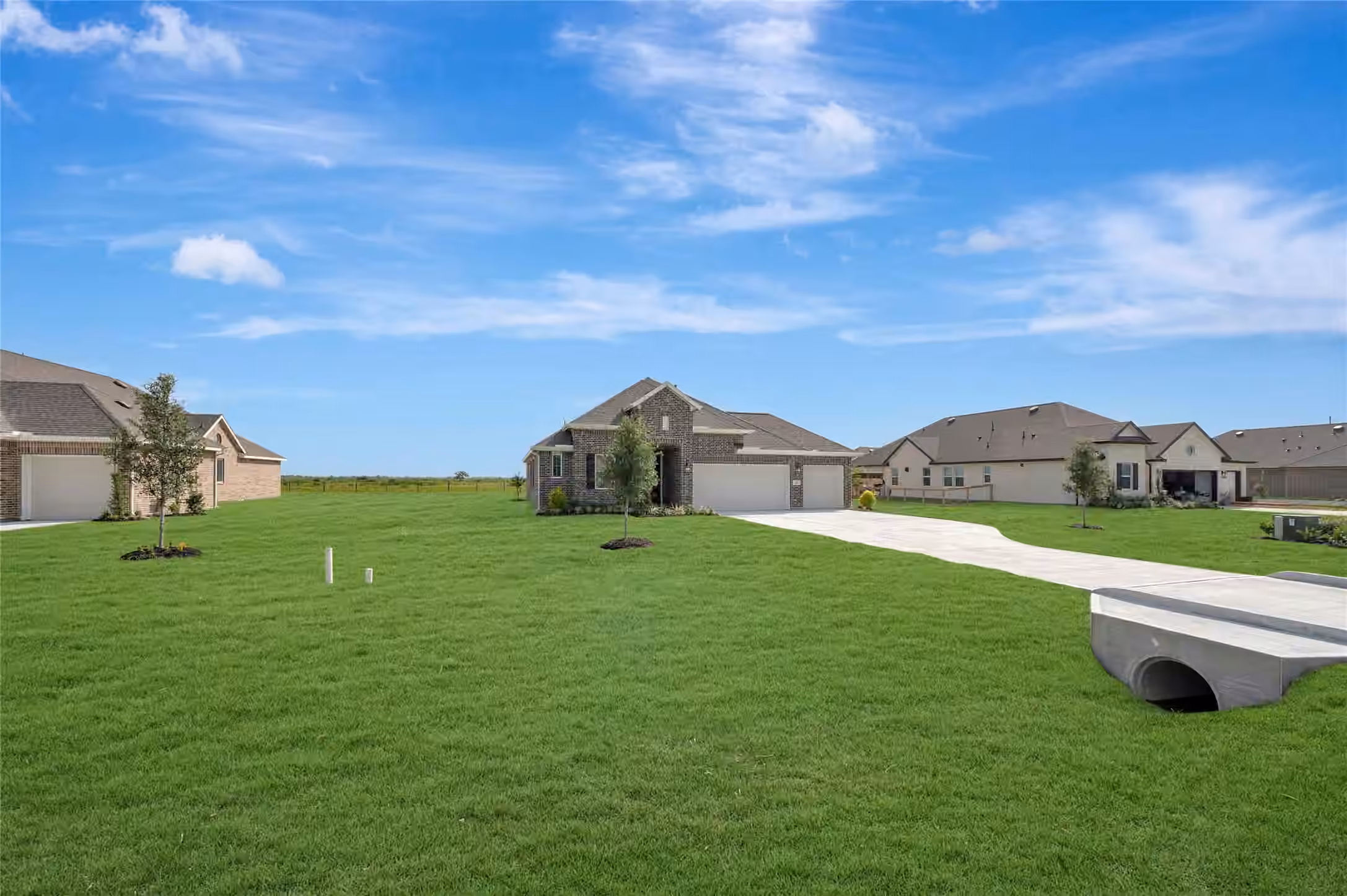 Photo 7 of 221 Dunovant Drive, Sealy, TX