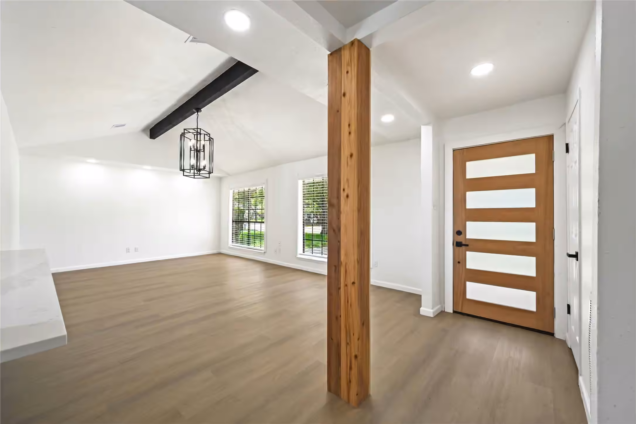 Photo 3 of 12306 Barbizon Drive, Houston, TX