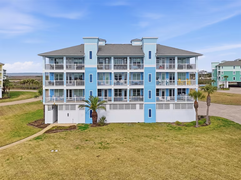 Photo 2 of 26421 Cat Tail Drive 202, Galveston, TX