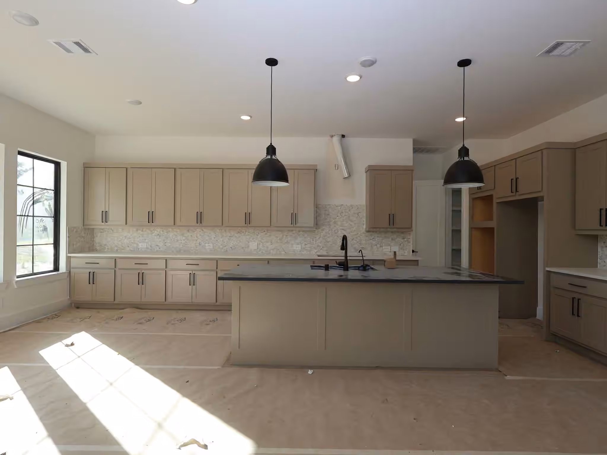 Photo 2 of 174 Pomelo Drive, Montgomery, TX