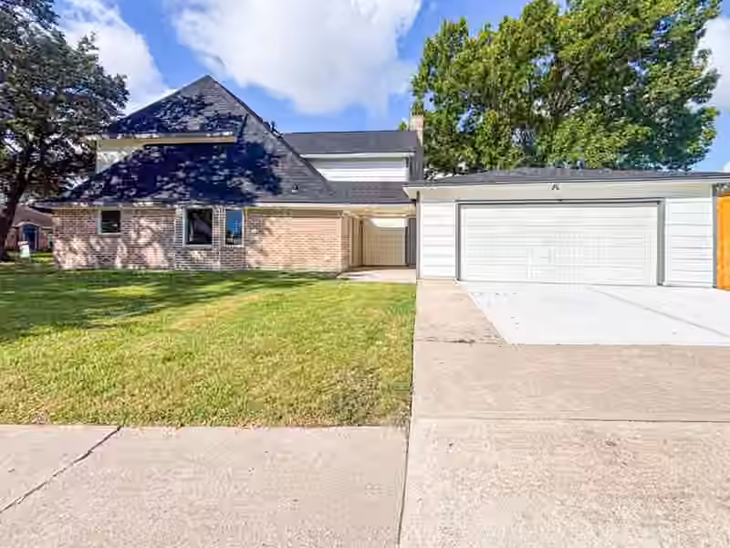 Photo 2 of 15202 La Paloma Drive, Houston, TX