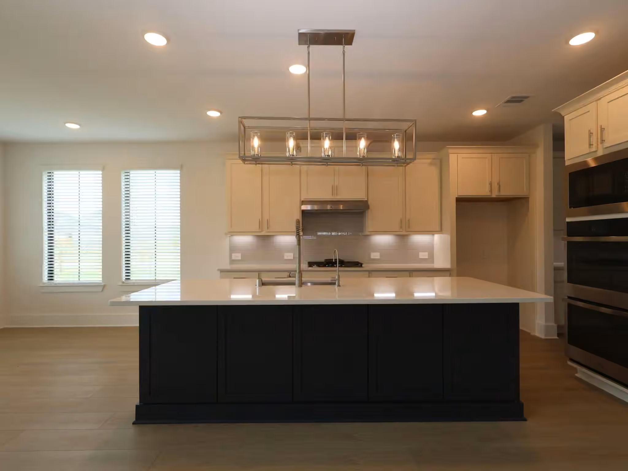 Photo 3 of 16624 Gaines Glen Lane, Montgomery, TX
