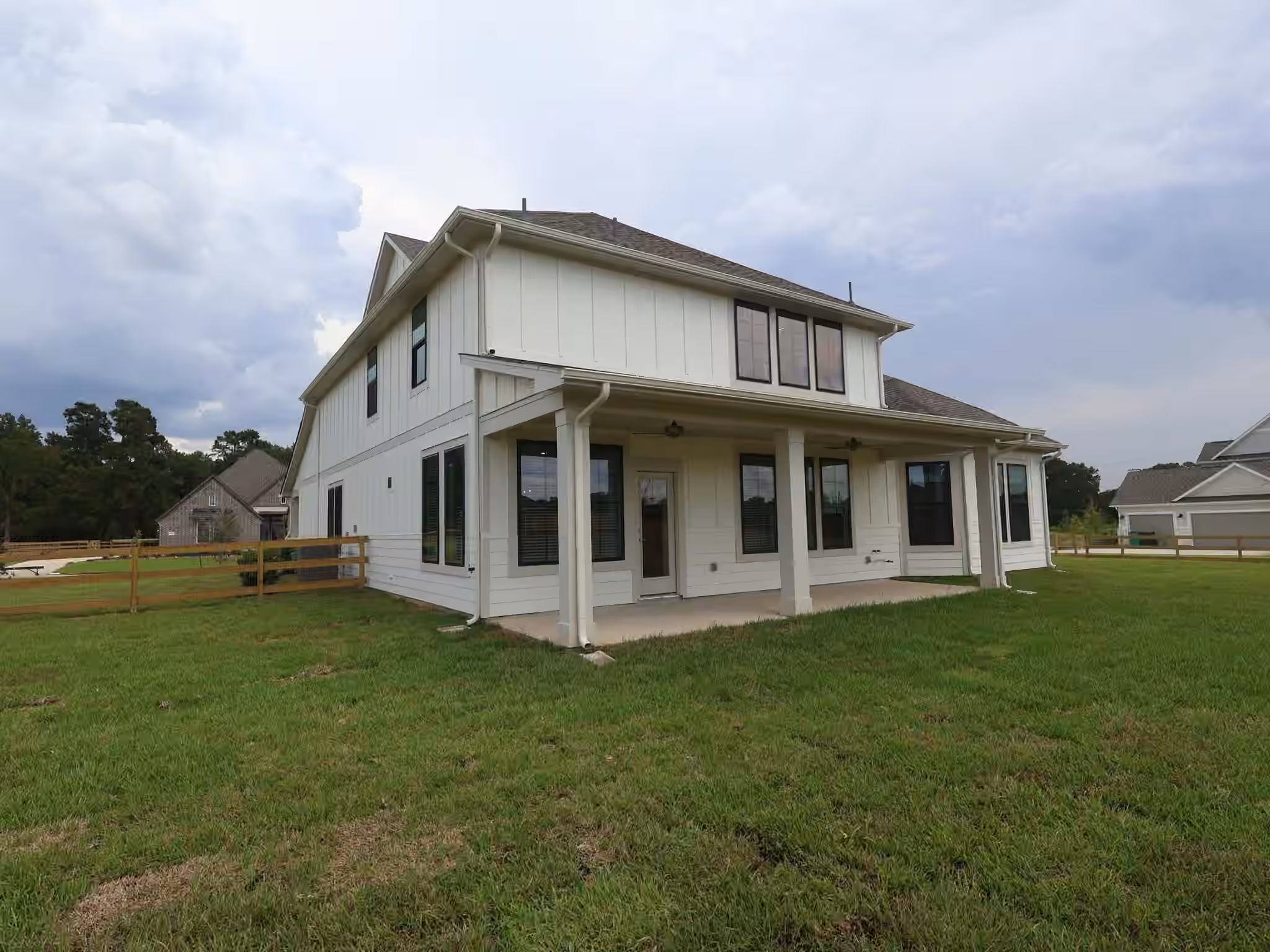 Photo 6 of 16624 Gaines Glen Lane, Montgomery, TX