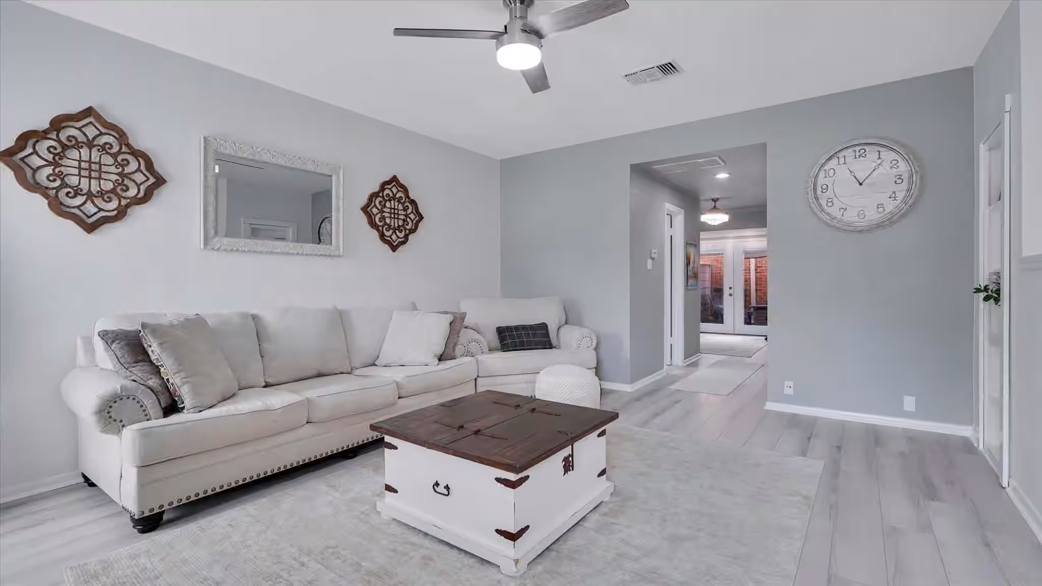 Photo 6 of 2608 Bering Drive 2608, Houston, TX