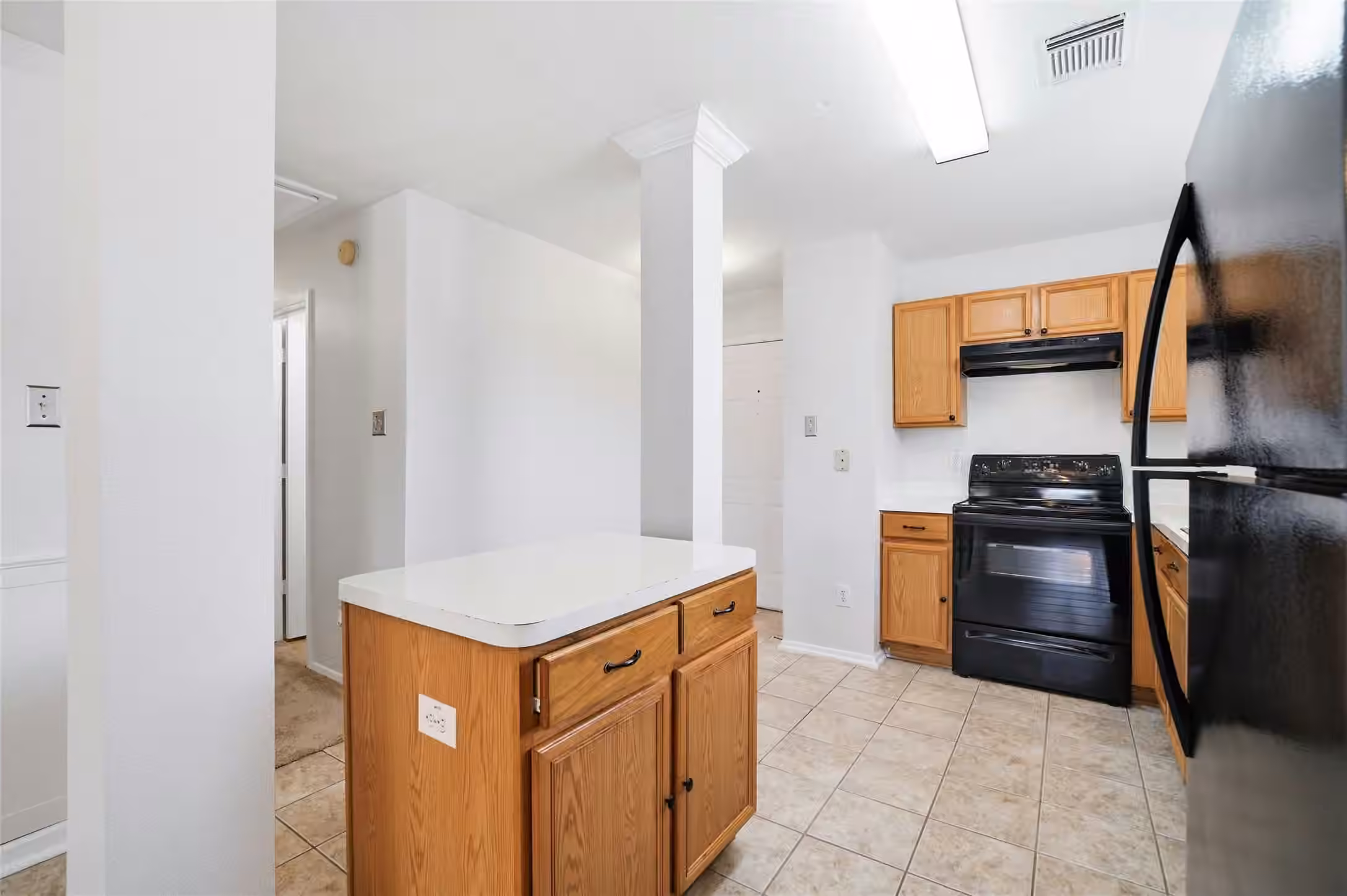 Photo 5 of 1549 Nichole Woods Drive, Houston, TX