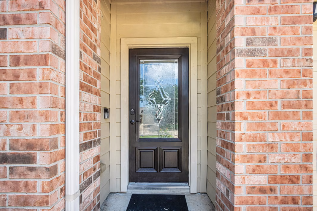 Photo 2 of 9719 Opal Rock Drive, Rosharon, TX