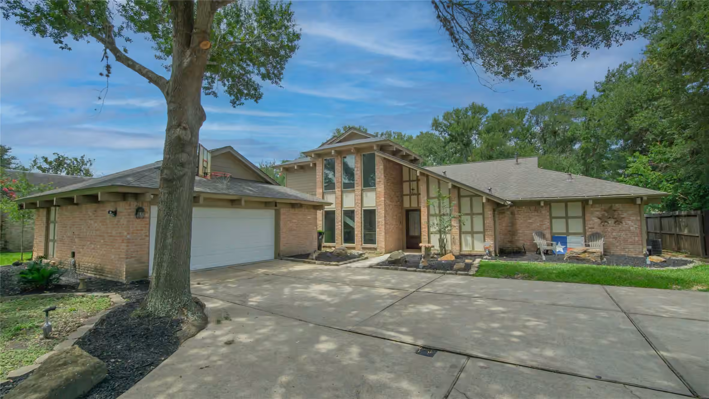 Photo of 3406 Deerwood Lane, Missouri City, TX 77459
