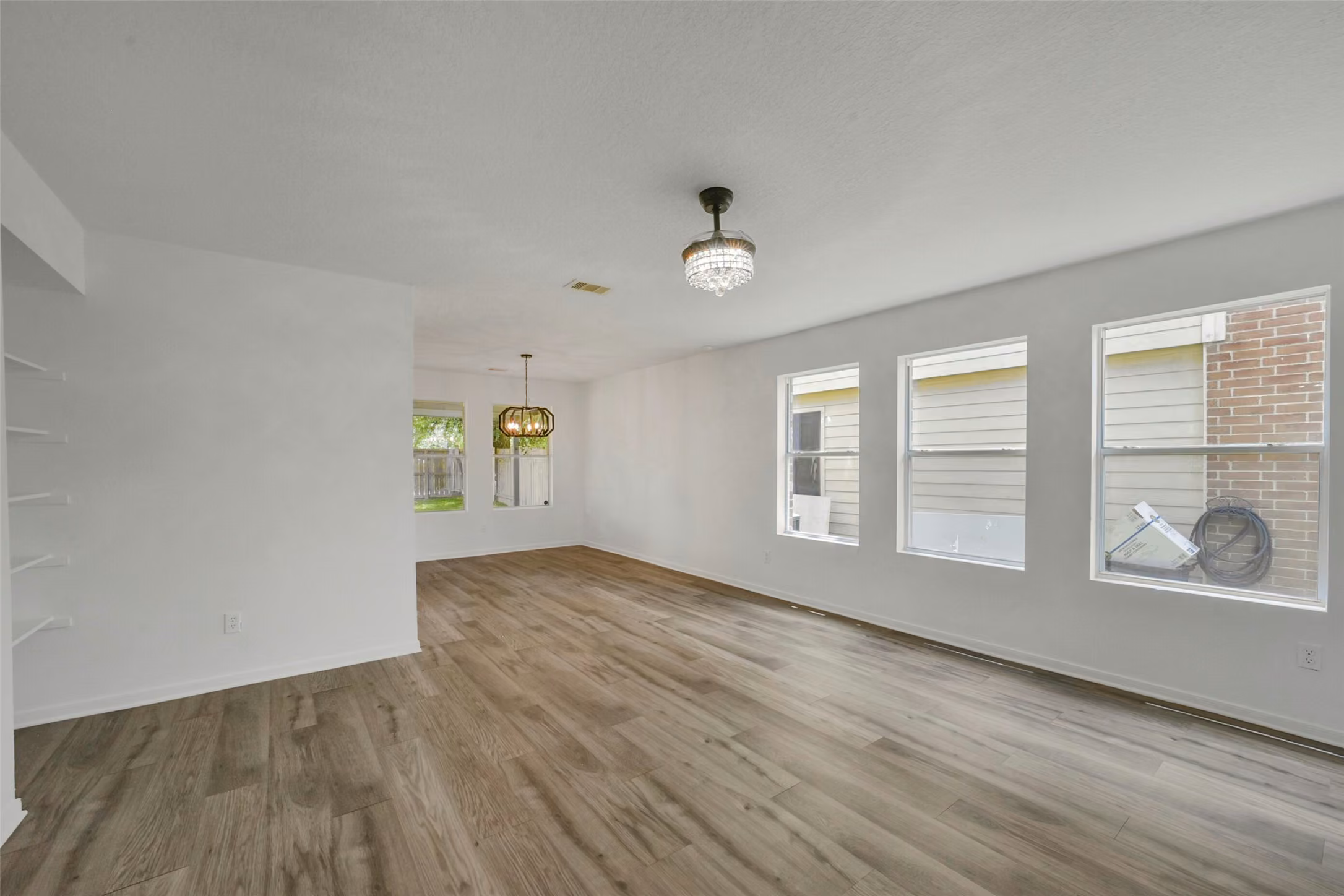 Photo 5 of 2811 Packard Elm Street, Houston, TX