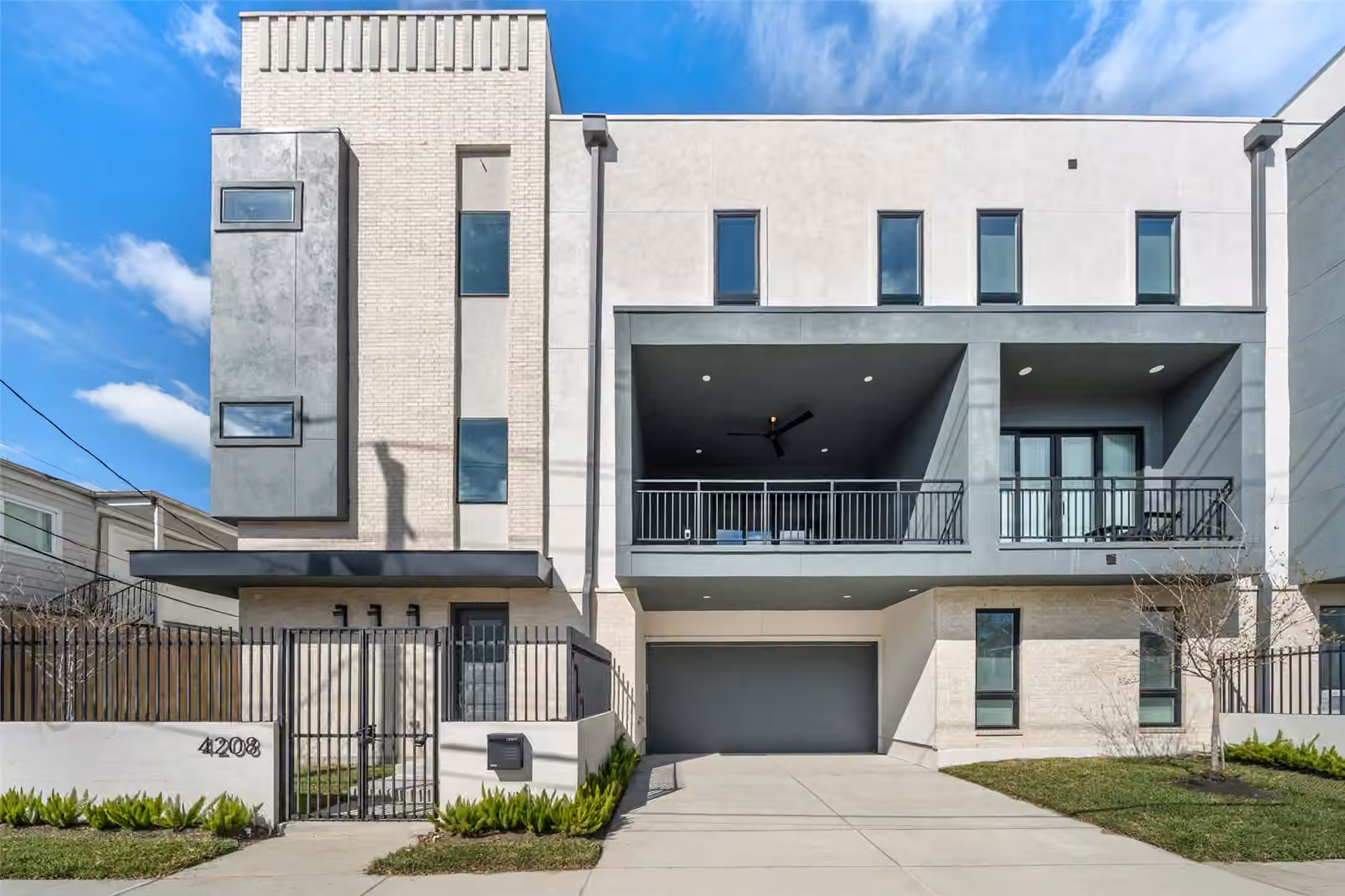 Photo of 4208 Driscoll Street, Houston, TX 77098
