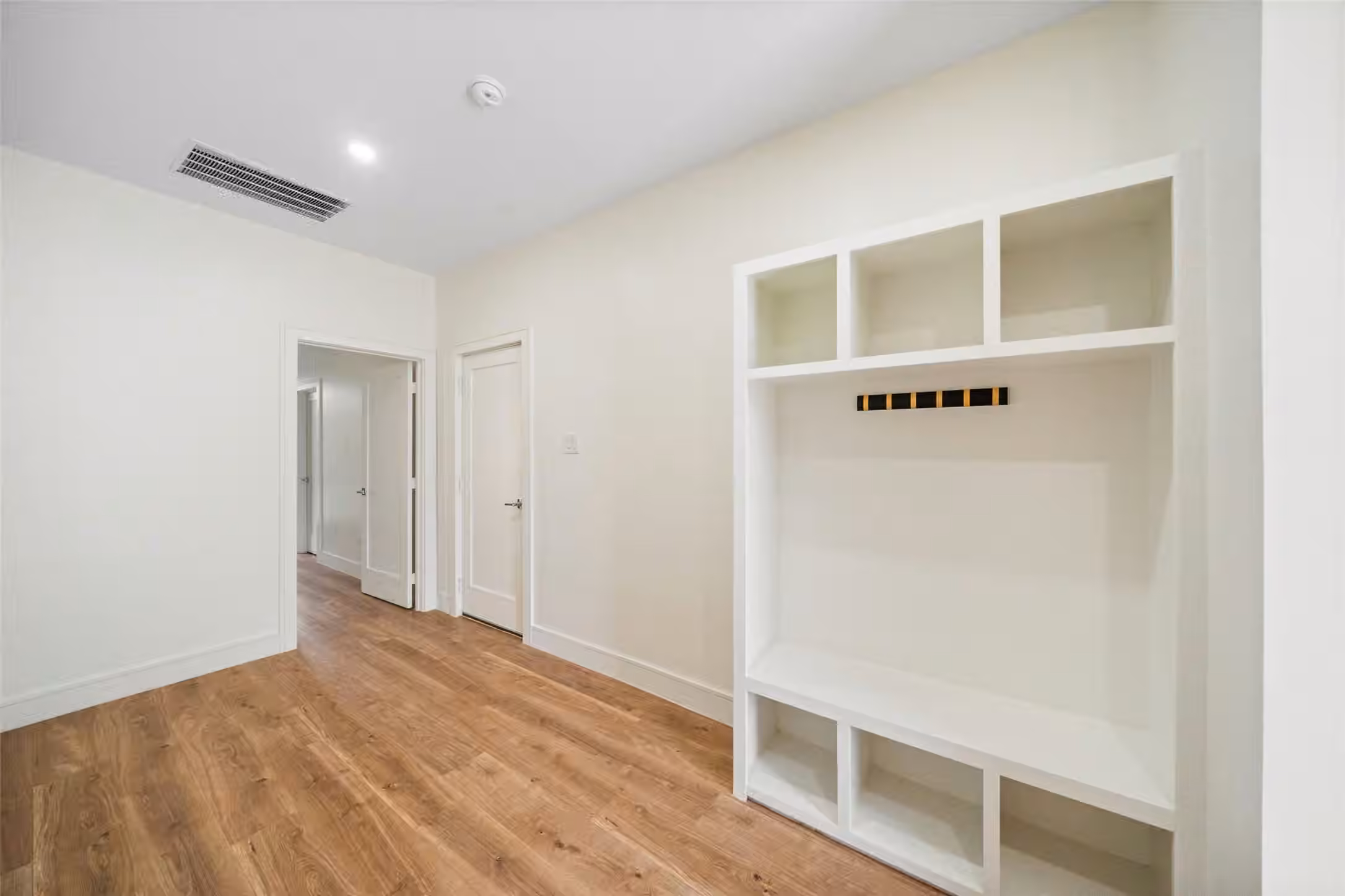 Photo 5 of 4208 Driscoll Street, Houston, TX