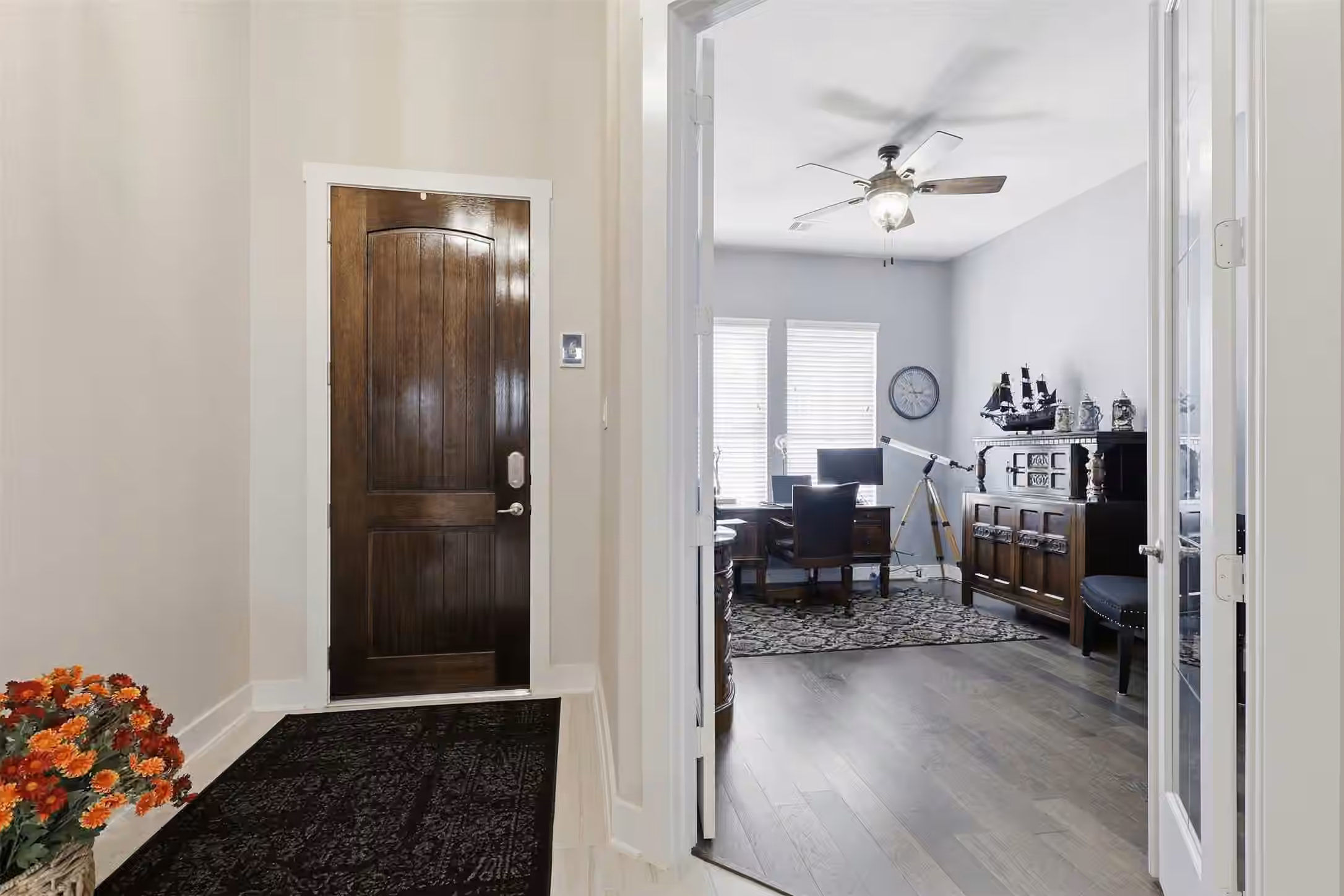 Photo 3 of 209 Bright Bluff Circle, Waller, TX