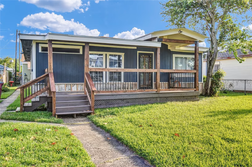 Photo of 1219 W 5th Street, Freeport, TX 77541