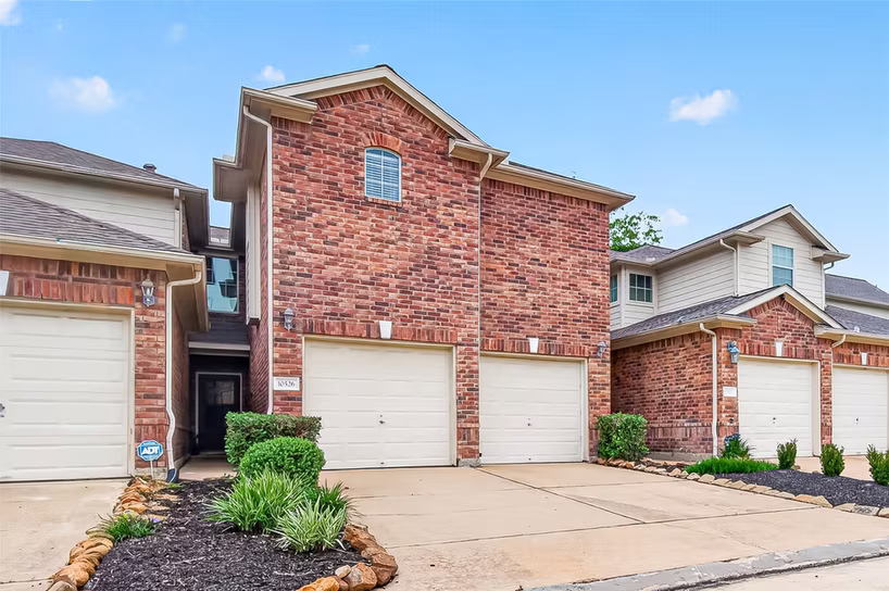 Photo 2 of 10526 Willow Park View, Houston, TX