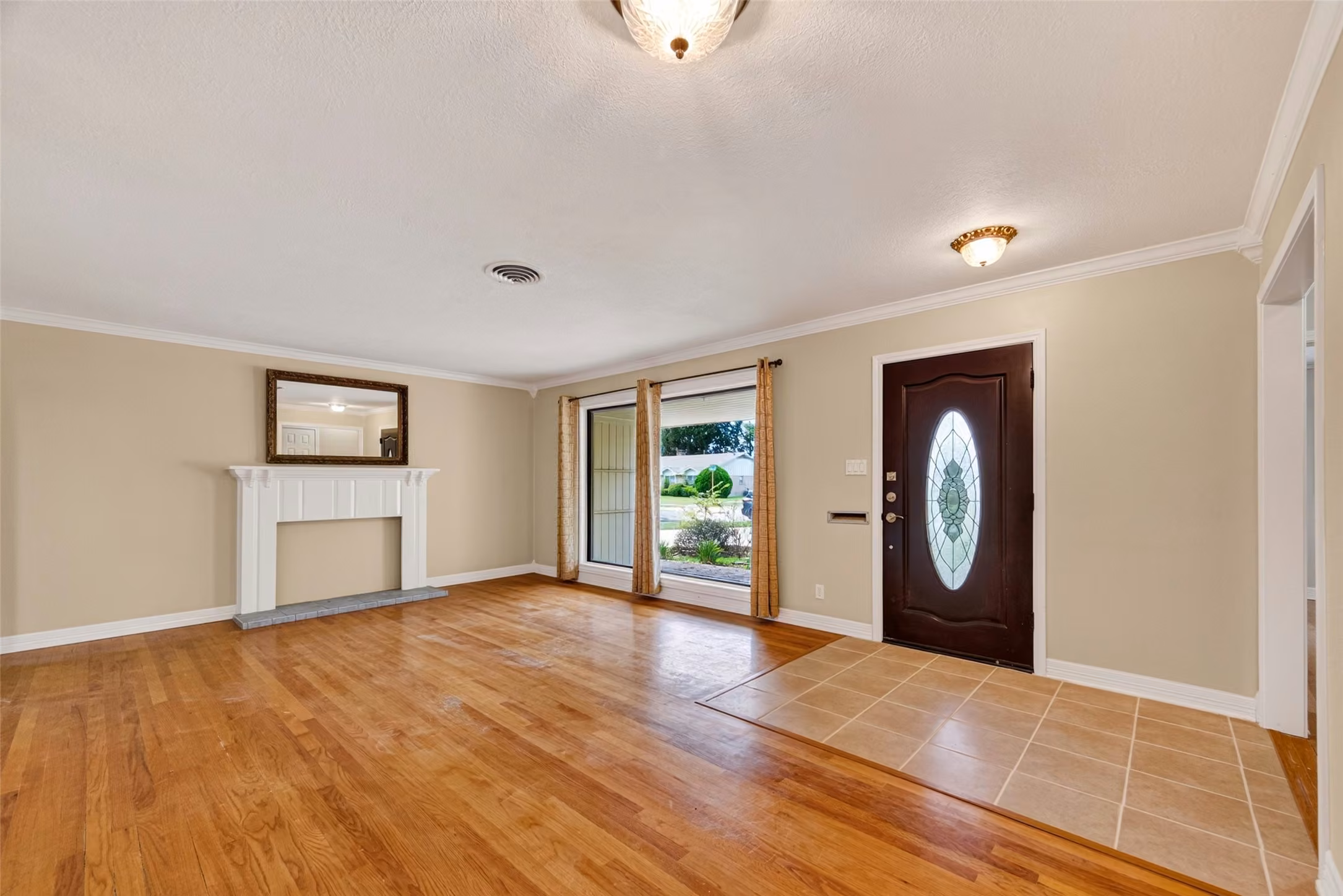 Photo 3 of 5411 Spellman Road, Houston, TX