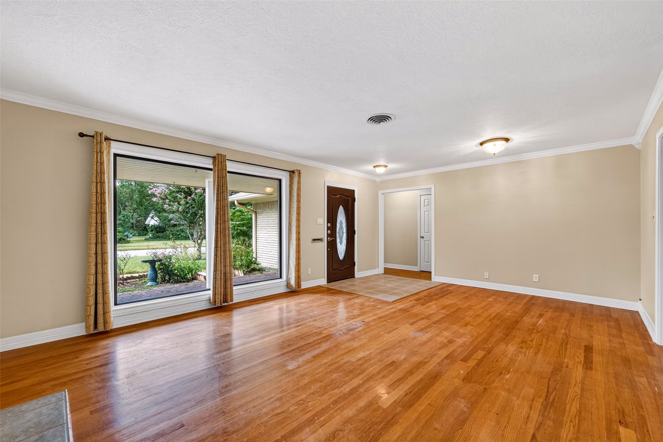 Photo 5 of 5411 Spellman Road, Houston, TX