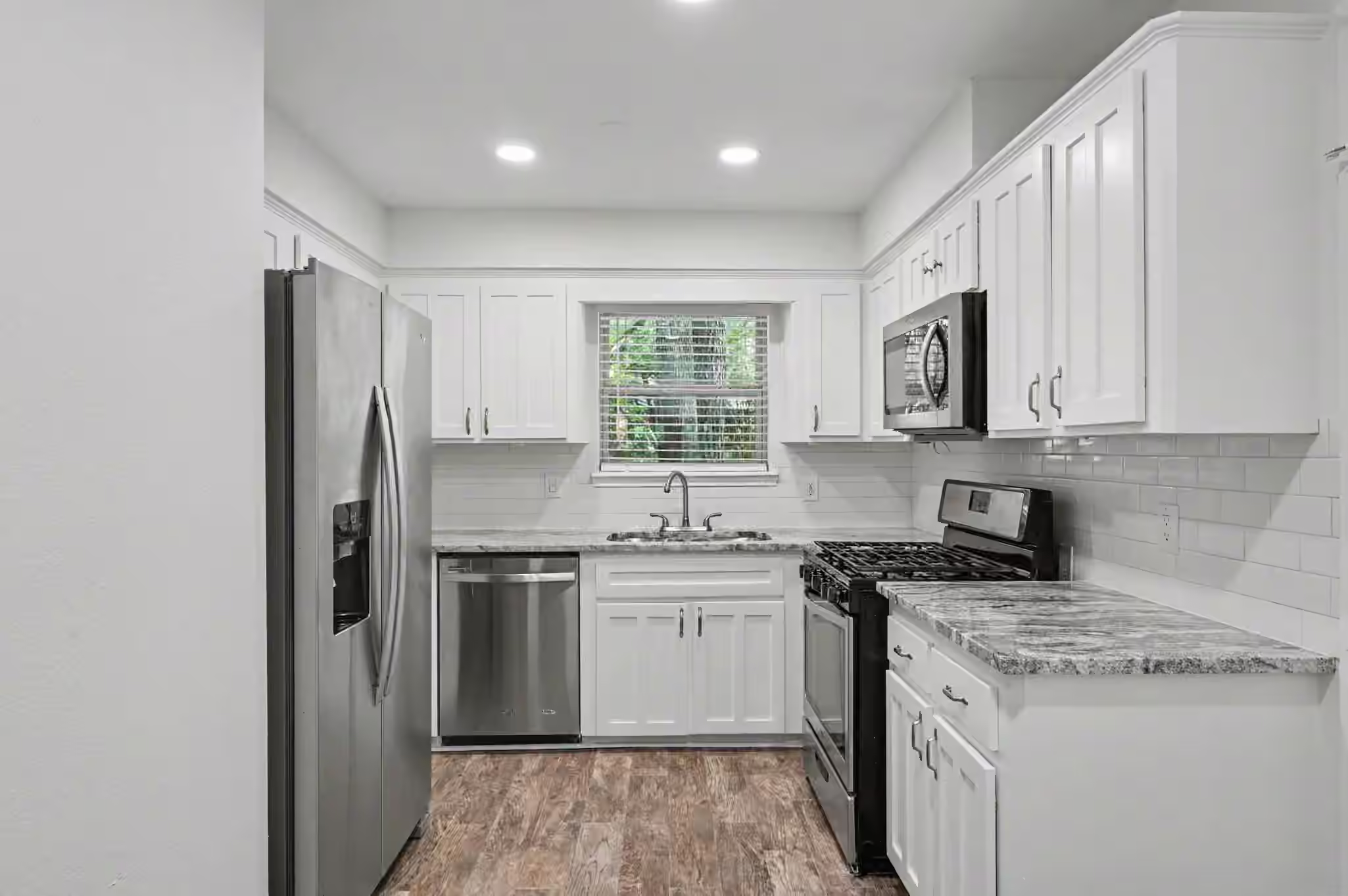 Photo 6 of 14 Summer Crest Circle, The Woodlands, TX