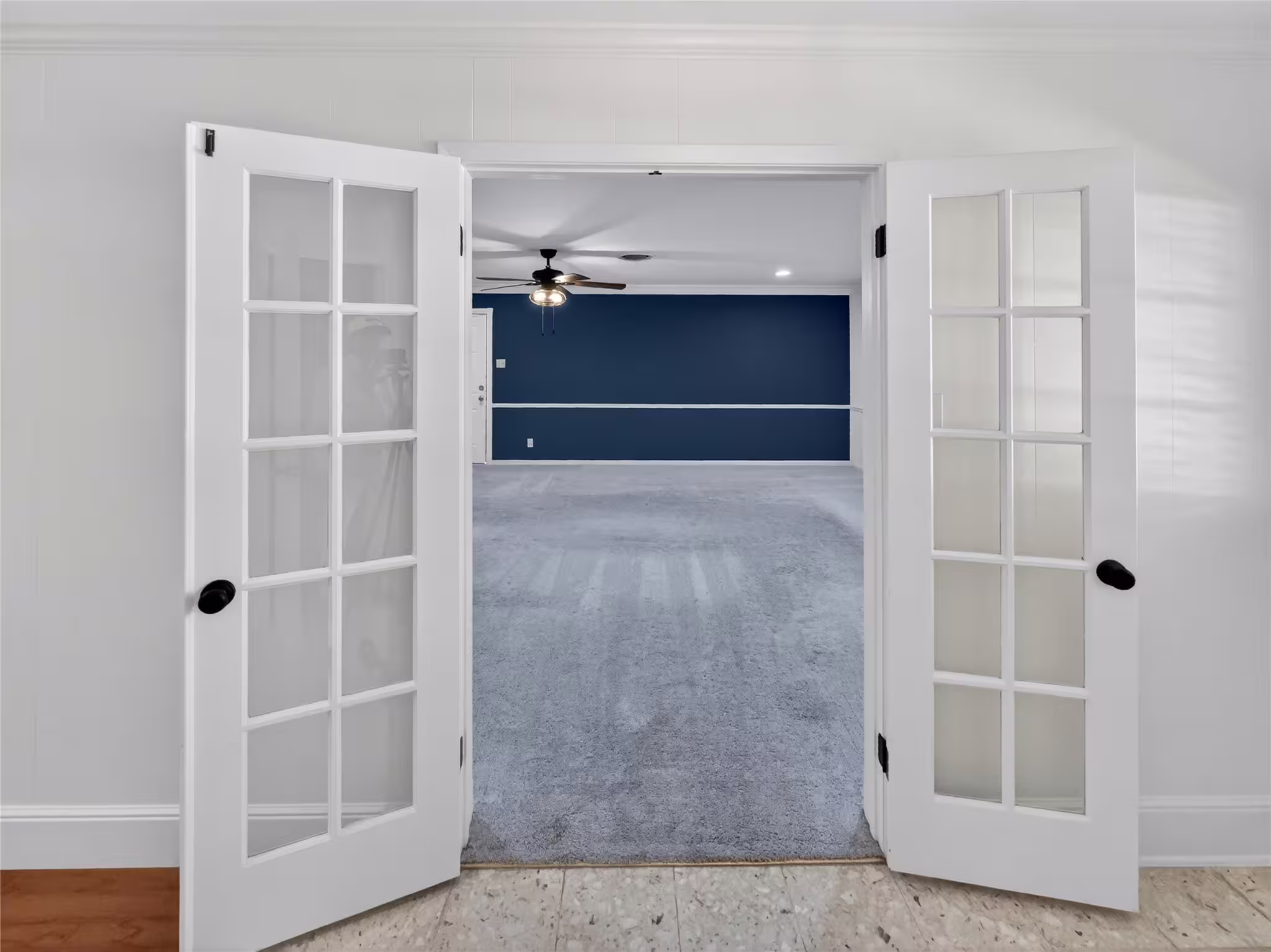 Photo 6 of 9023 Springview Lane, Houston, TX