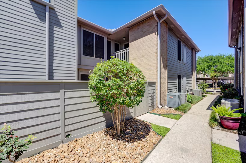 Photo of 260 El Dorado Boulevard 307, Houston, TX