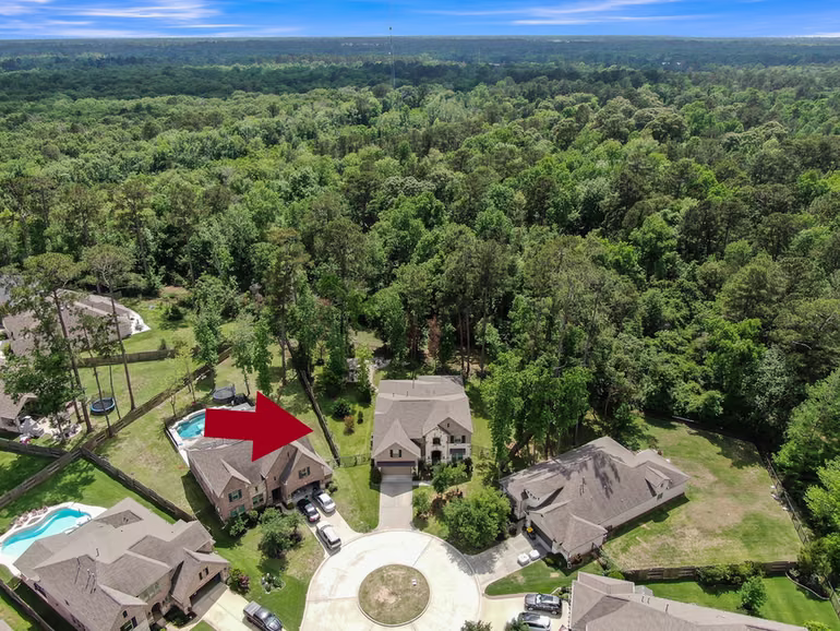 Photo 6 of 531 Woodsy Pine Court, Conroe, TX