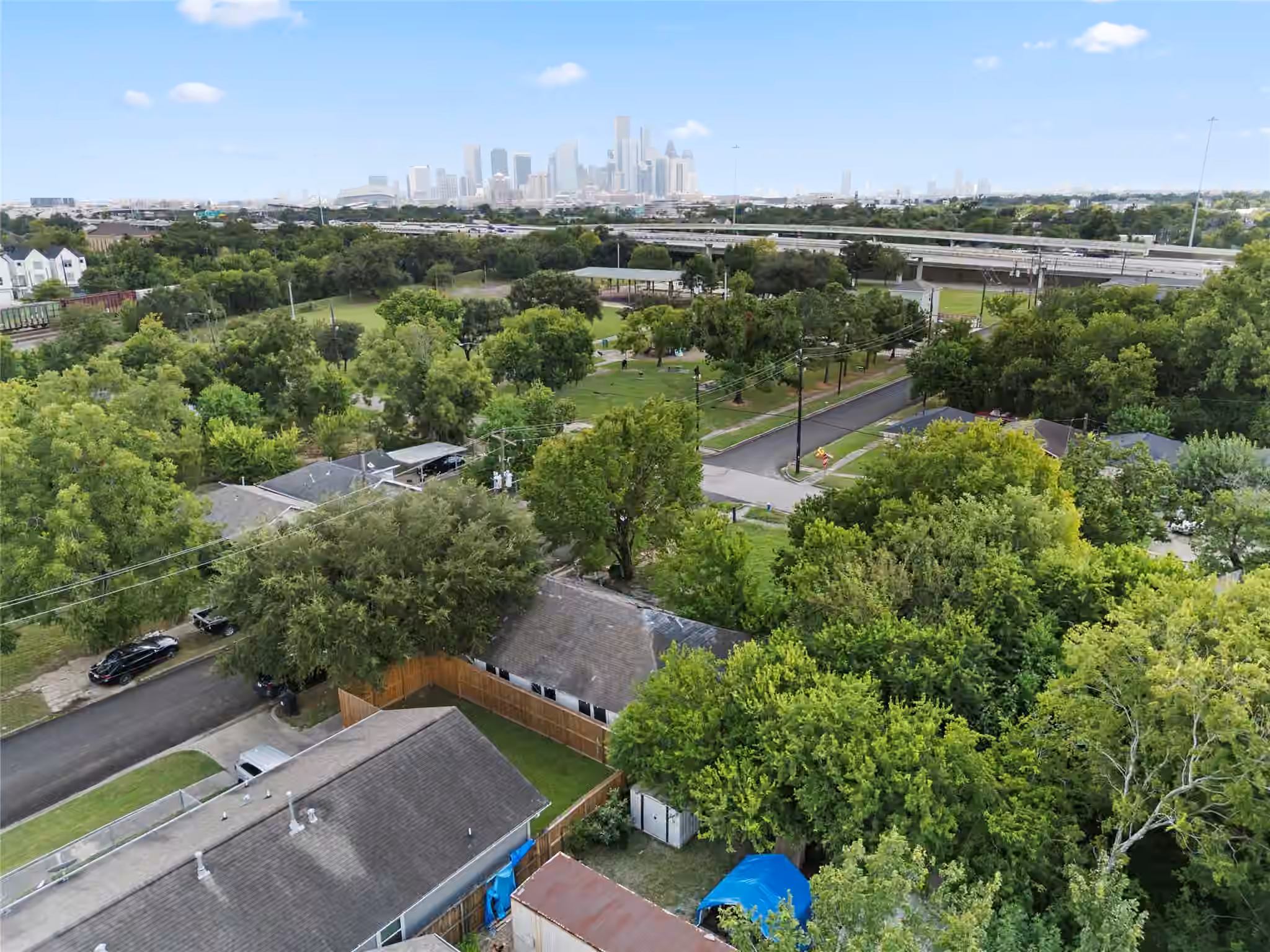 Photo 3 of 3207 Sumpter Street, Houston, TX