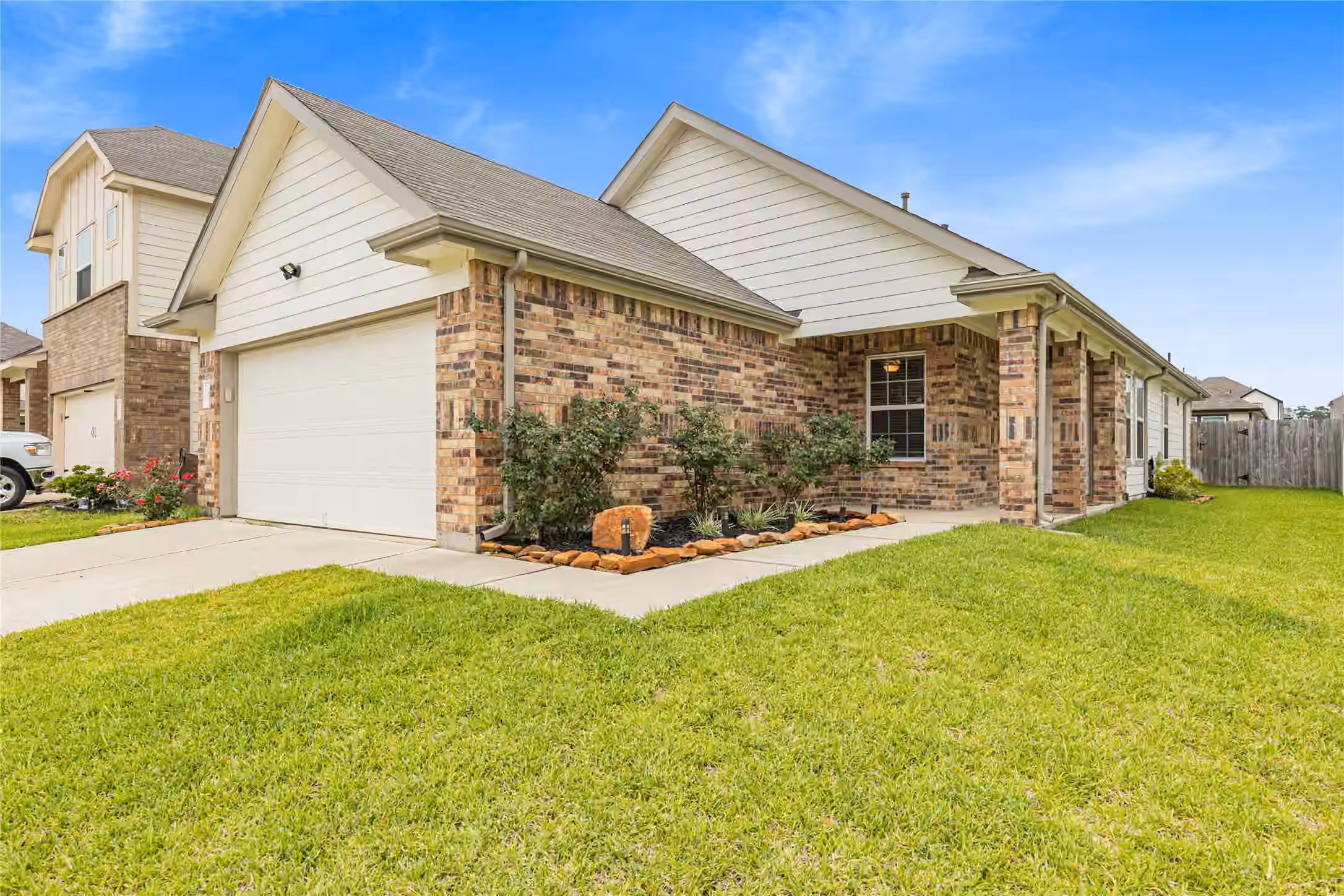 Photo 2 of 118 Bobcat Bend, Huntsville, TX
