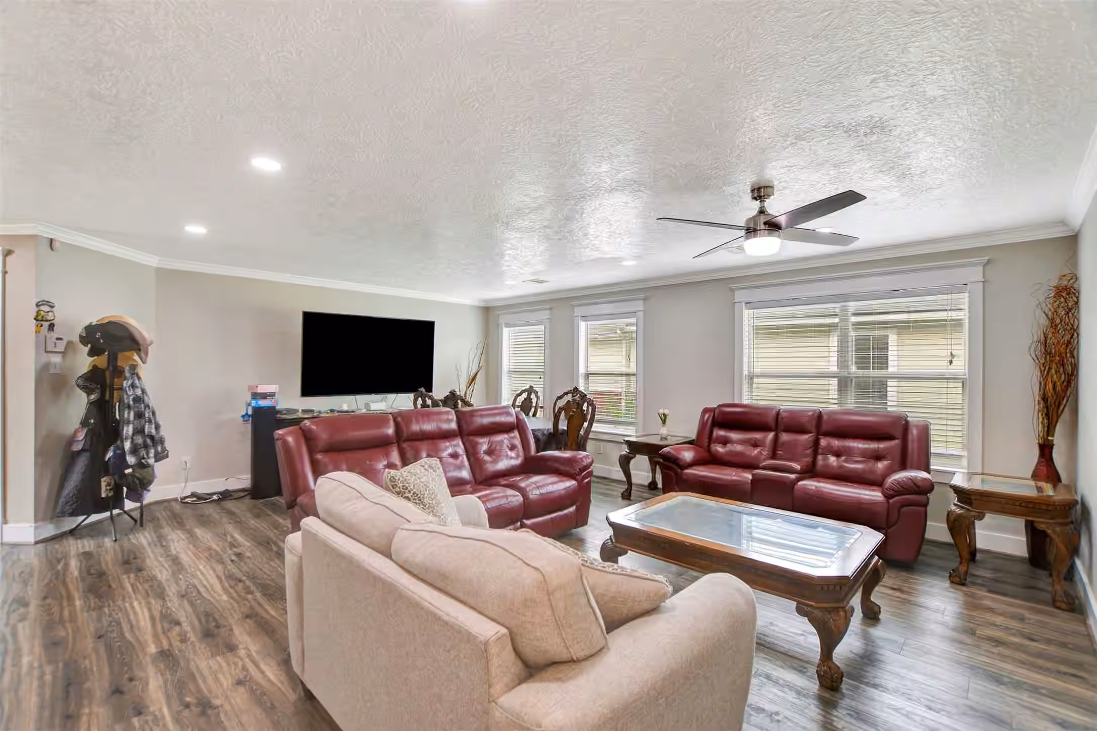 Photo 5 of 19015 Remington Bend Drive, Houston, TX