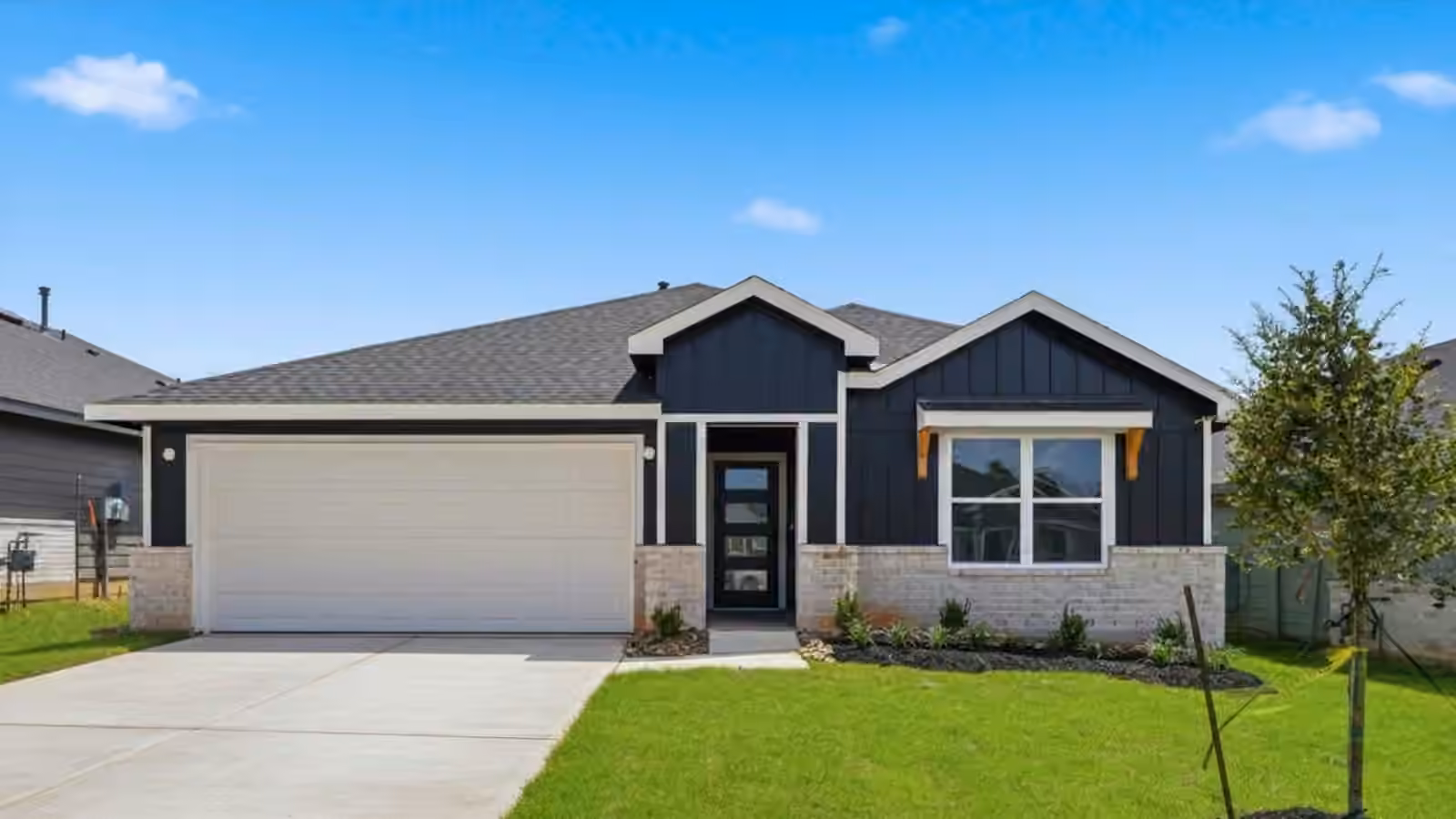 Photo of 15811 Narrow Leaf Lane, Montgomery, TX