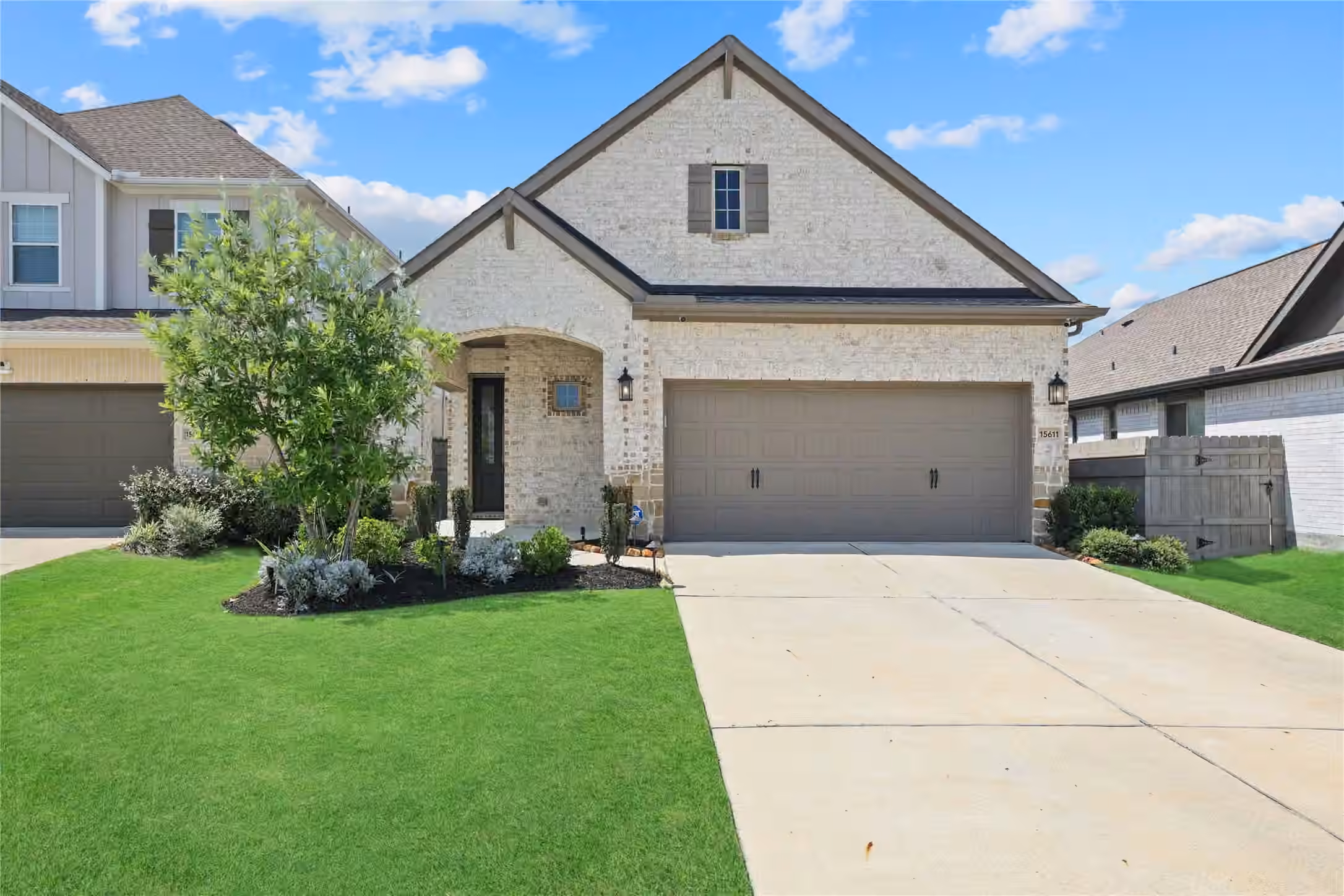 Photo 2 of 15611 Rising Wren Court, Conroe, TX