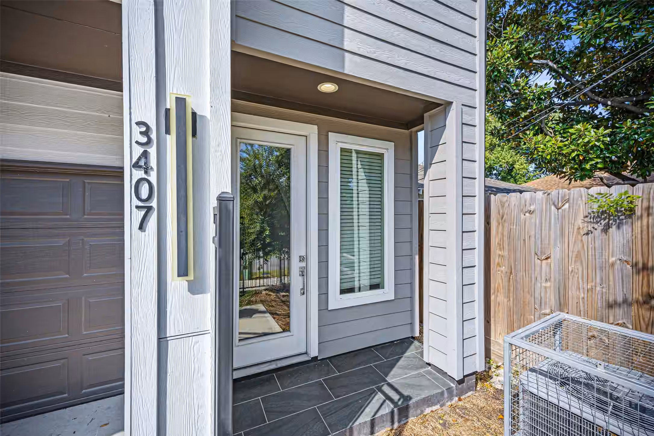 Photo 3 of 3407 Terry Street, Houston, TX