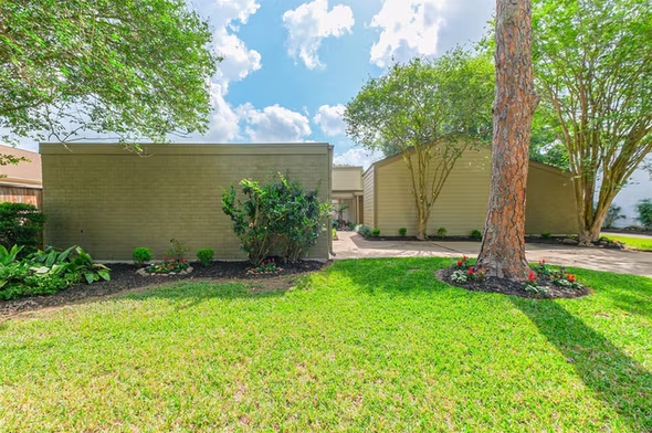 Photo of 10727 Villa Lea Lane, Houston, TX