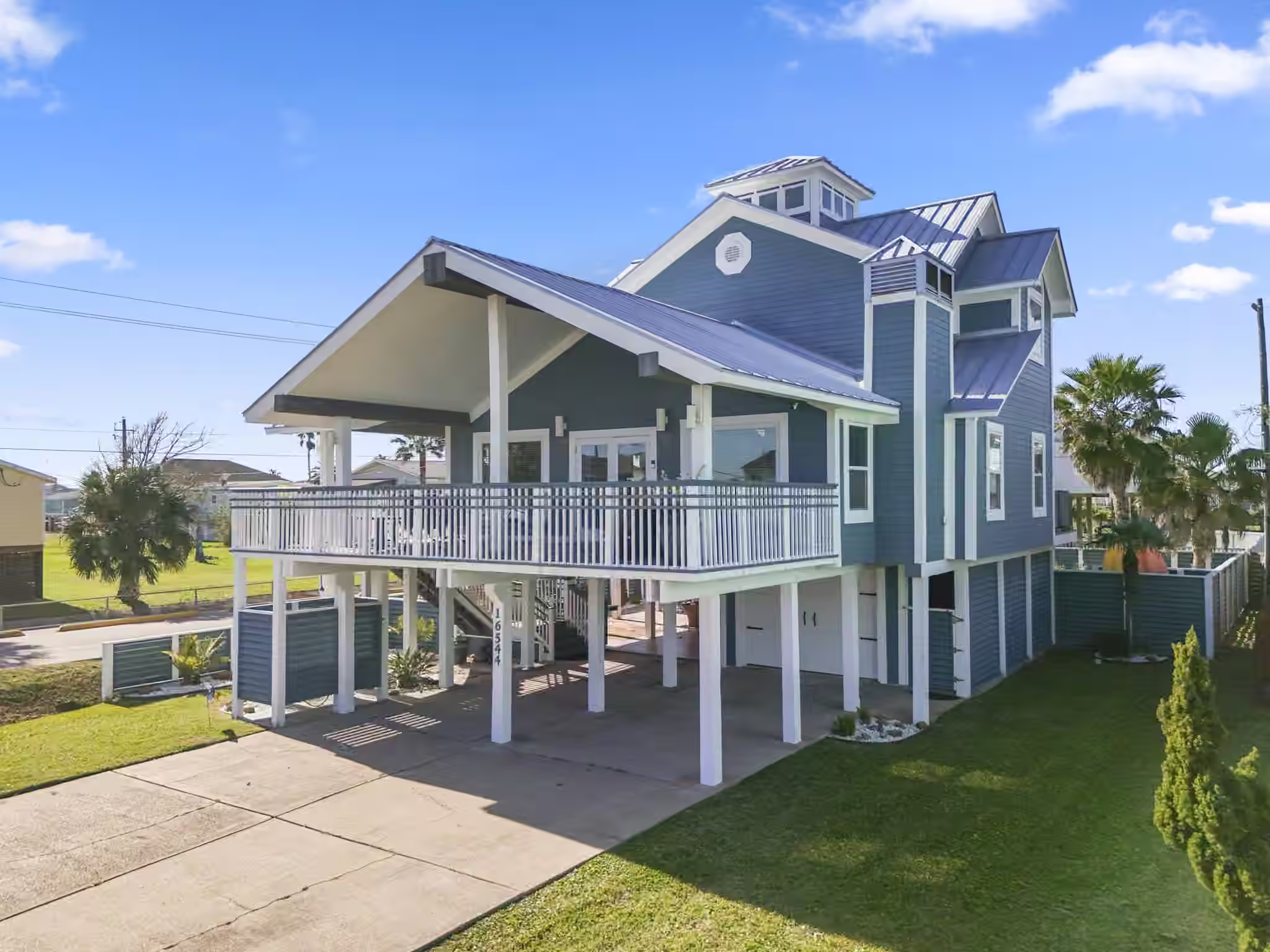 Photo of 16544 John Silver Road, Jamaica Beach, TX 77554