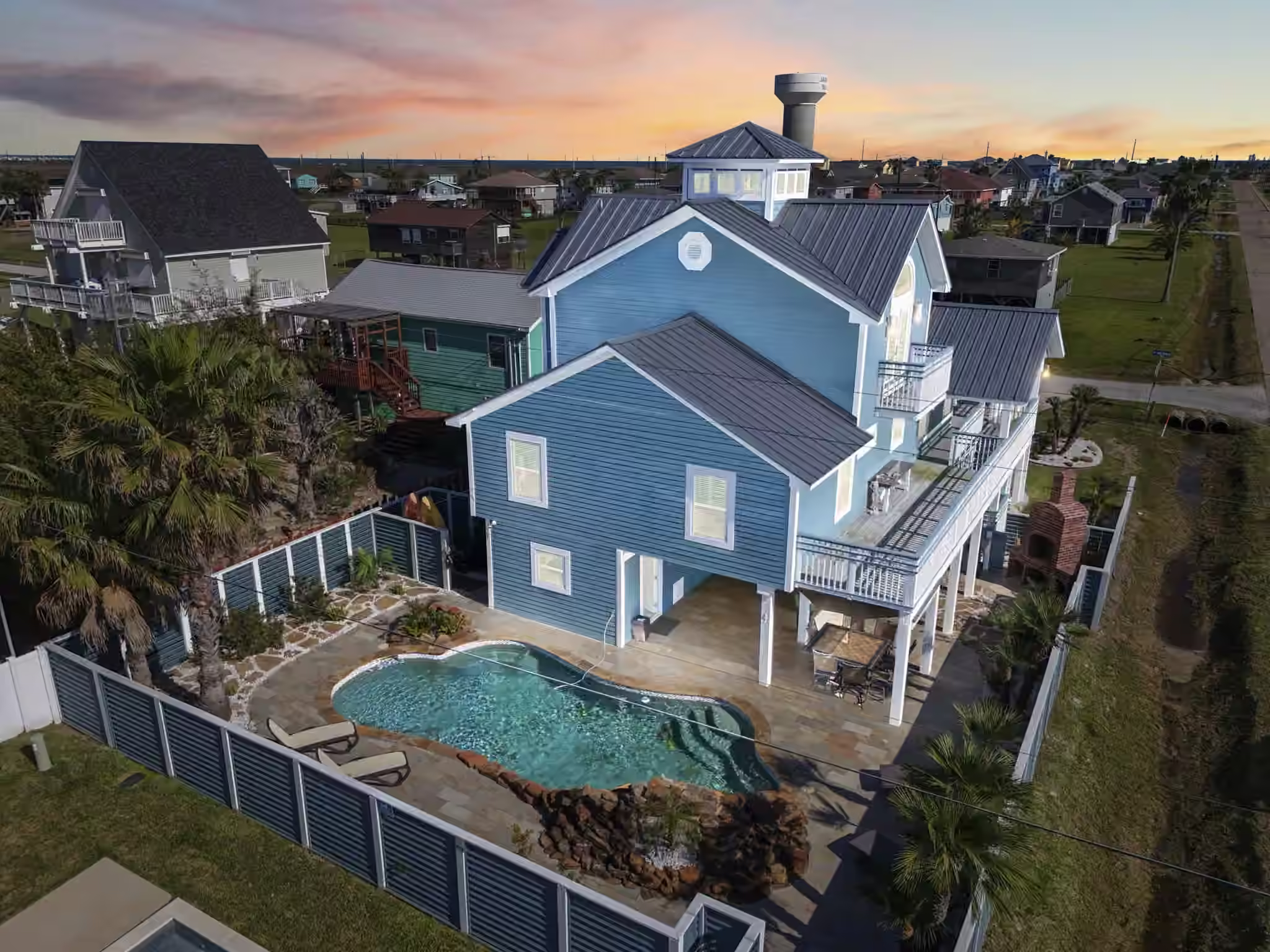 Photo 2 of 16544 John Silver Road, Jamaica Beach, TX