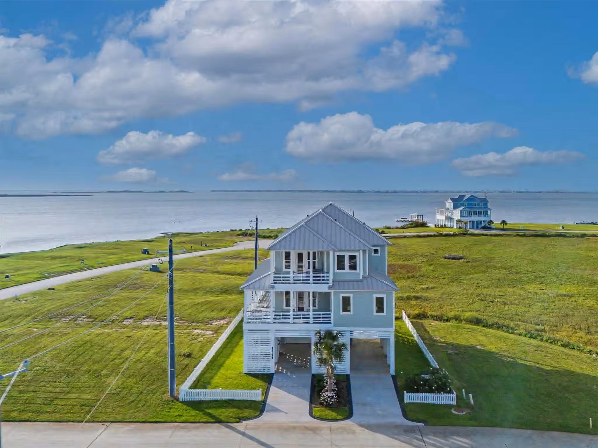 Photo 3 of 1611 Brown Pelican Bend, Galveston, TX