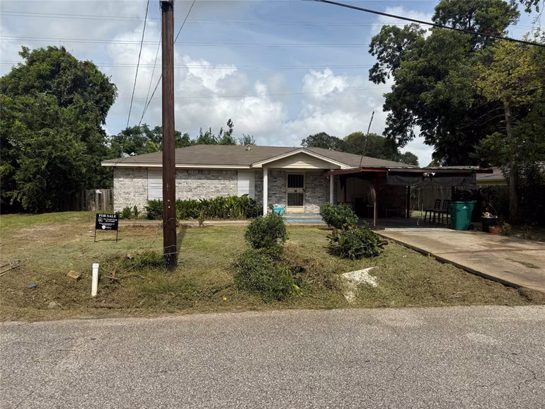 Photo of 1019 Roosevelt Street, La Marque, TX