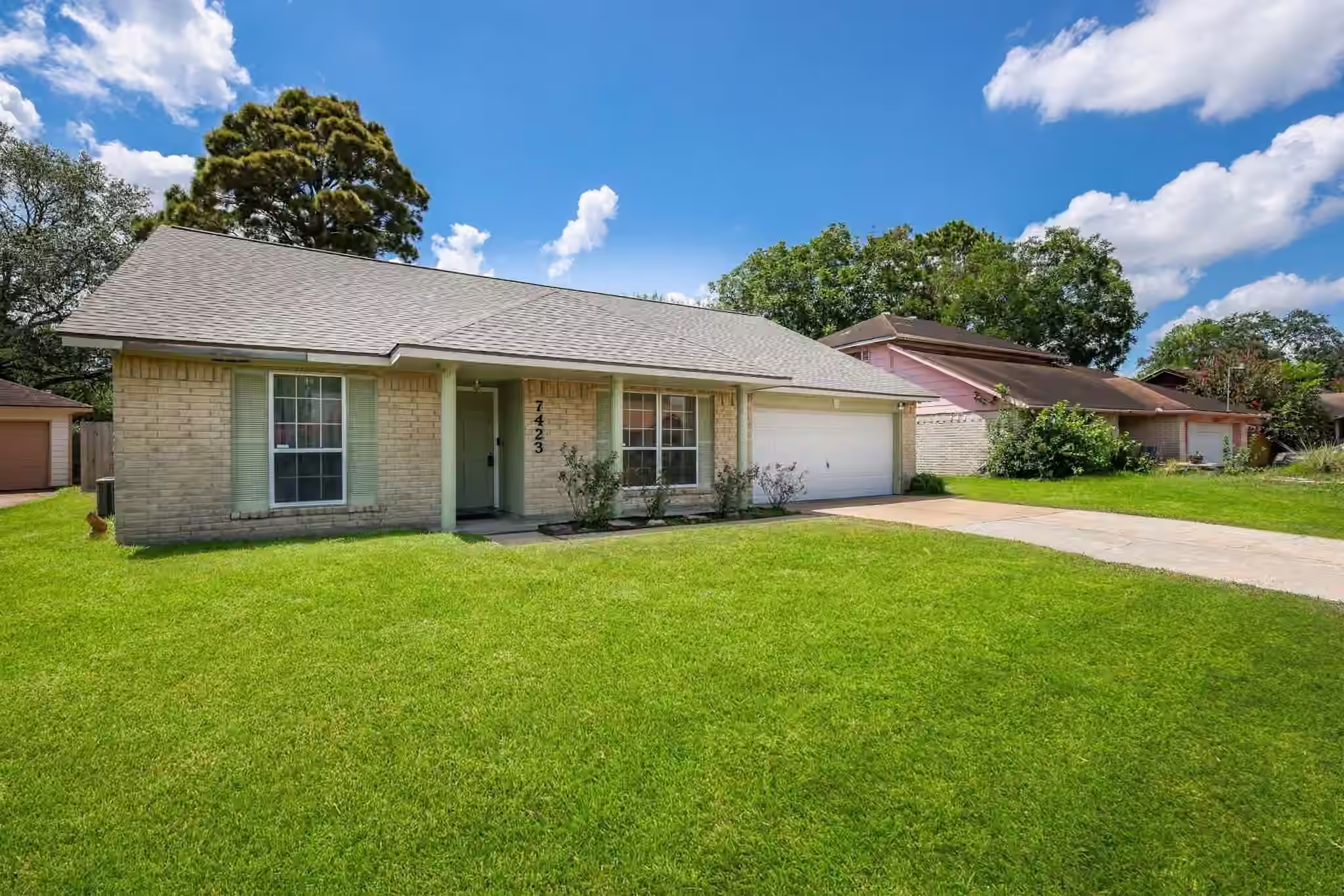 Photo of 7423 Towerview Lane, Houston, TX