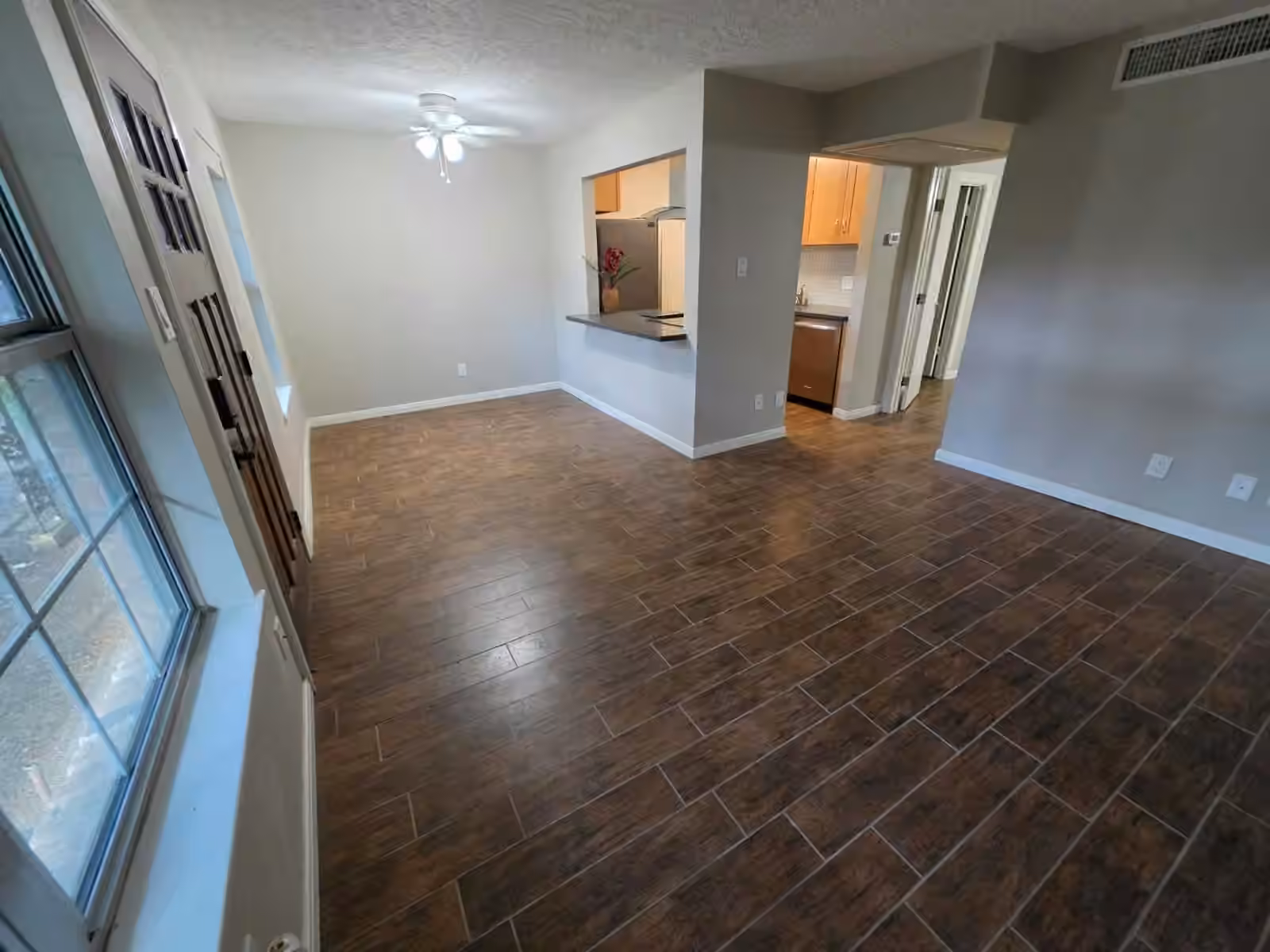 Photo 4 of 3224 Timmons Lane 117, Houston, TX