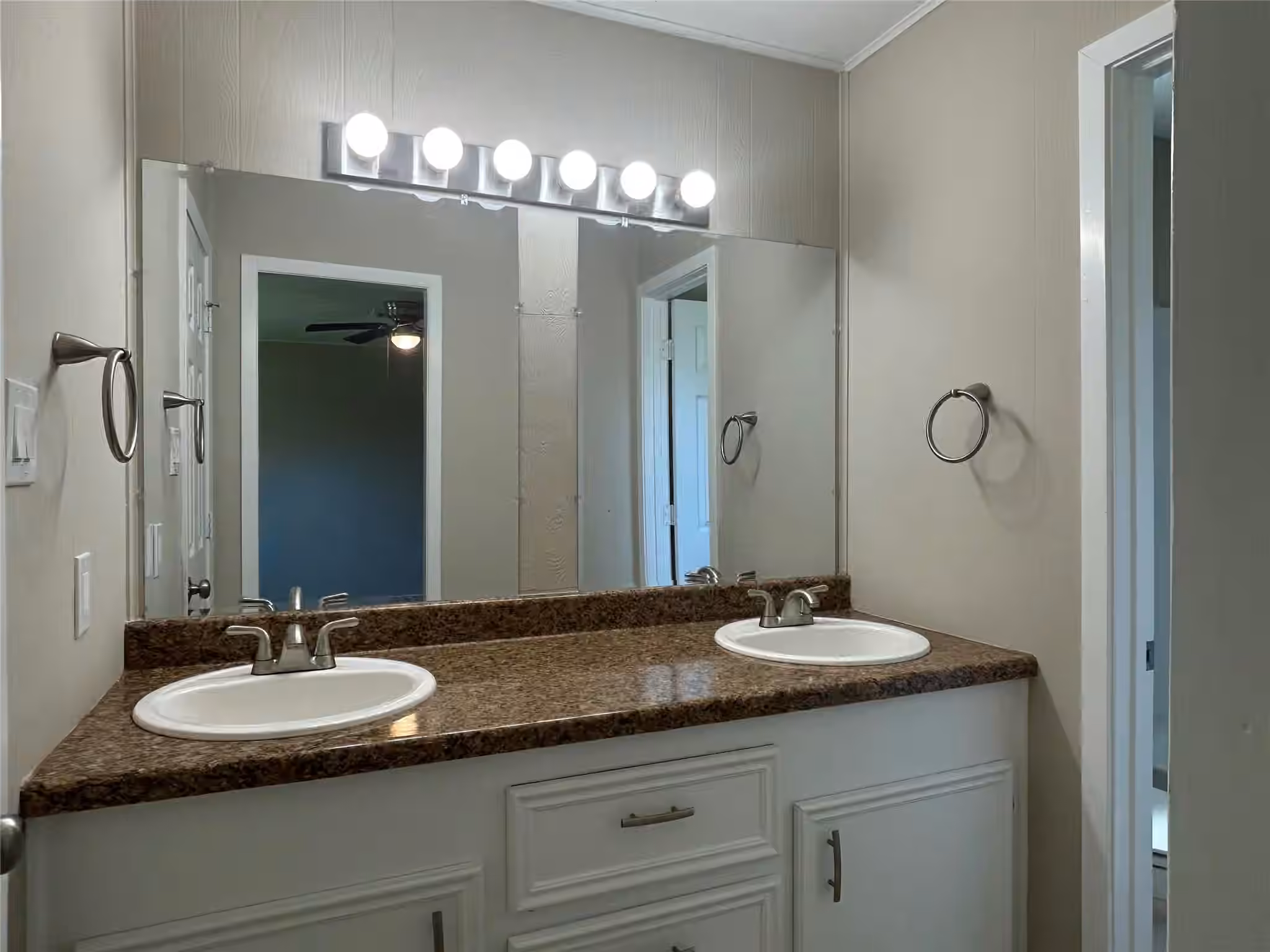 Photo 6 of 7110 Carver Avenue, Texas City, TX