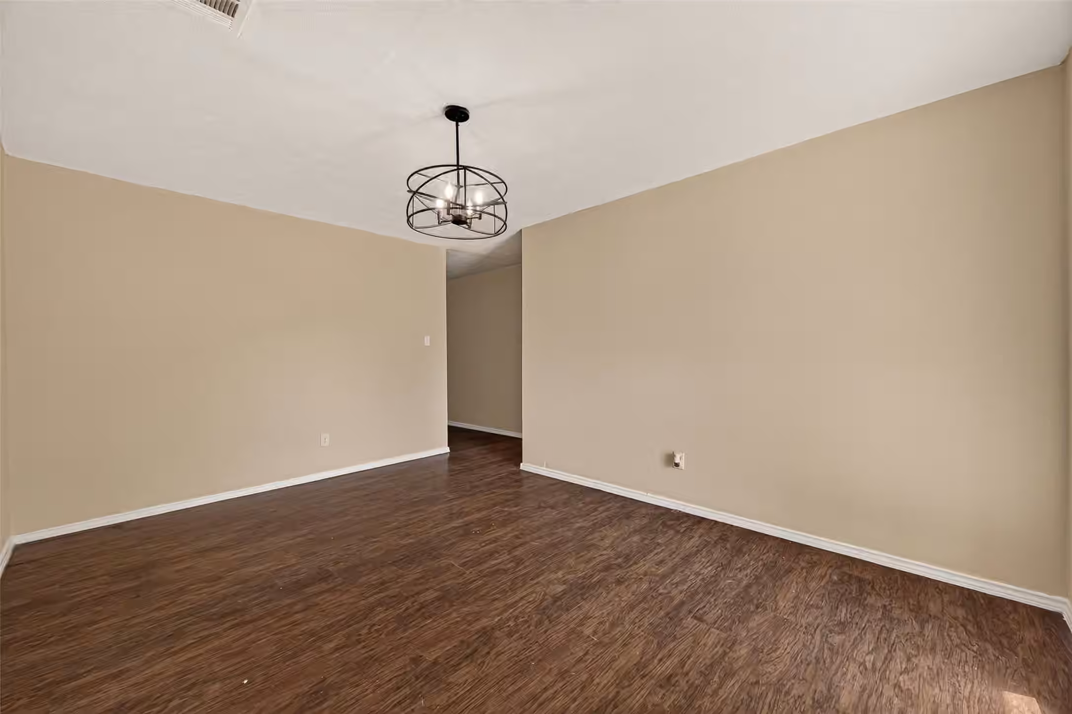 Photo 7 of 11819 Leitrim Way, Houston, TX