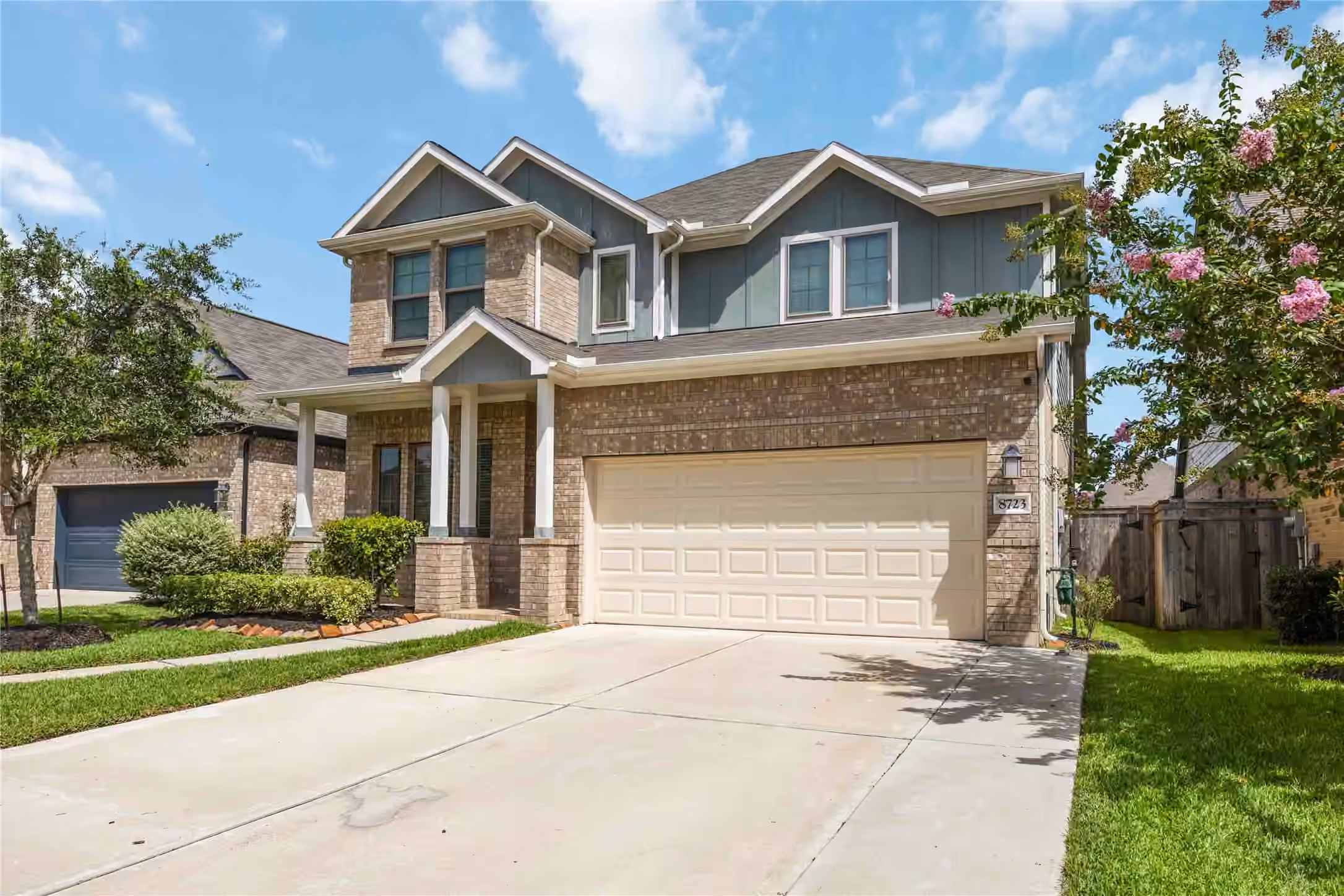 Photo 2 of 8723 Red Heron Lane, Missouri City, TX