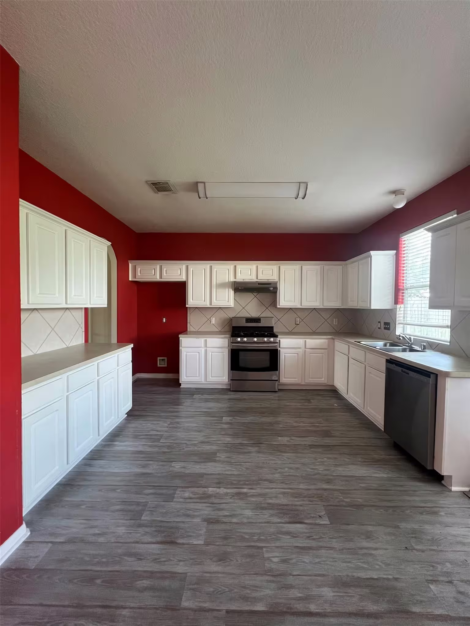 Photo 7 of 20019 Sterling Meadow Court, Katy, TX