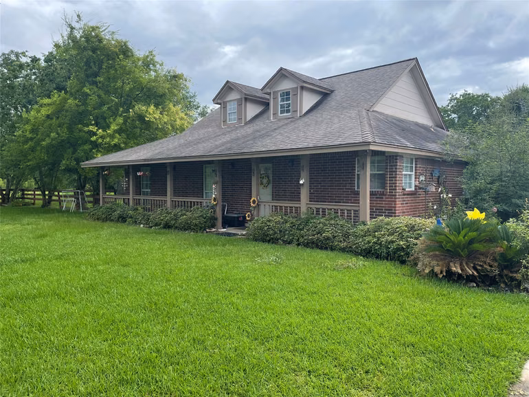 Photo 2 of 18722 Fenske Road, Cypress, TX