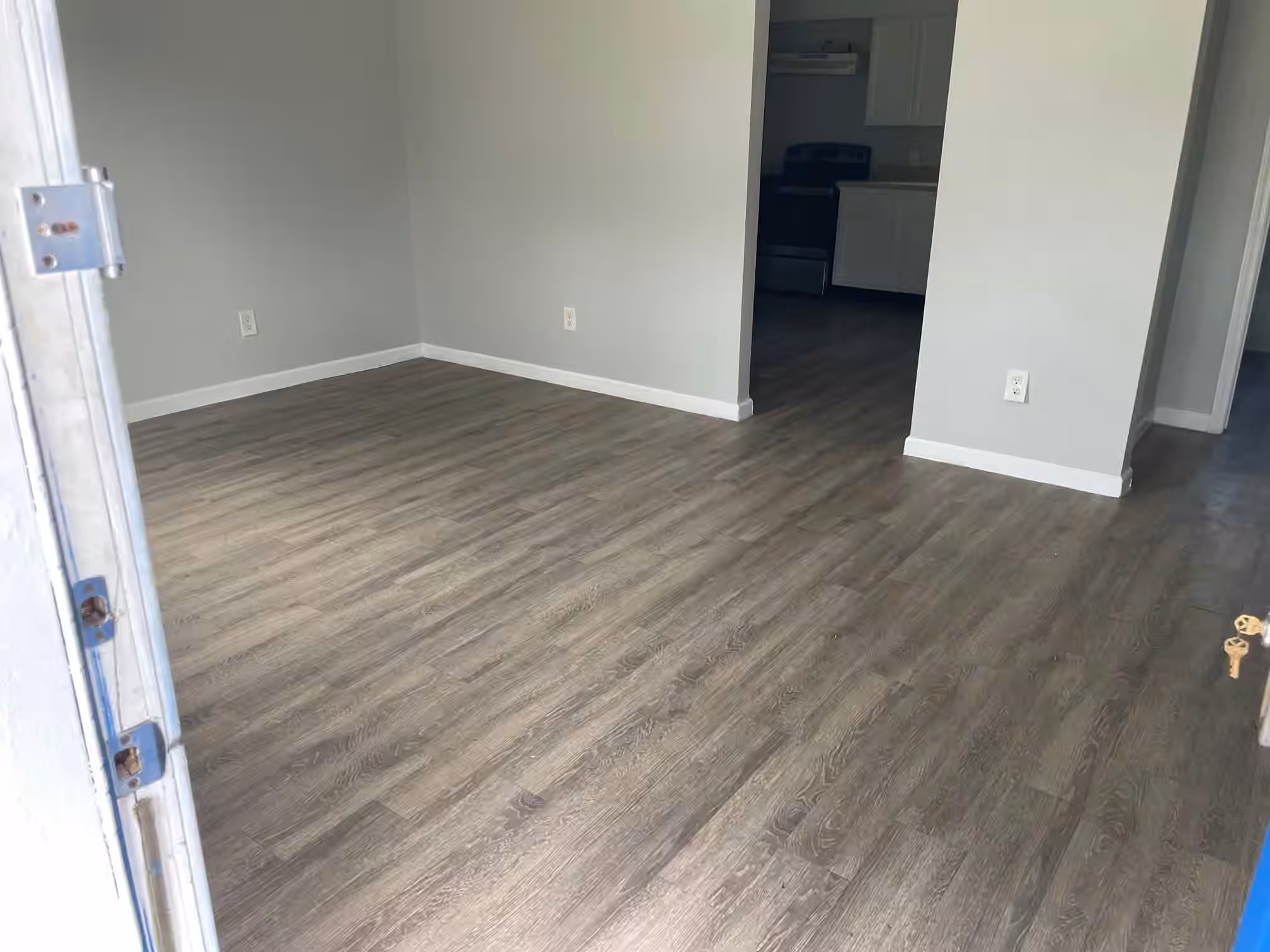Photo 4 of 4913 Chennault Road, Houston, TX